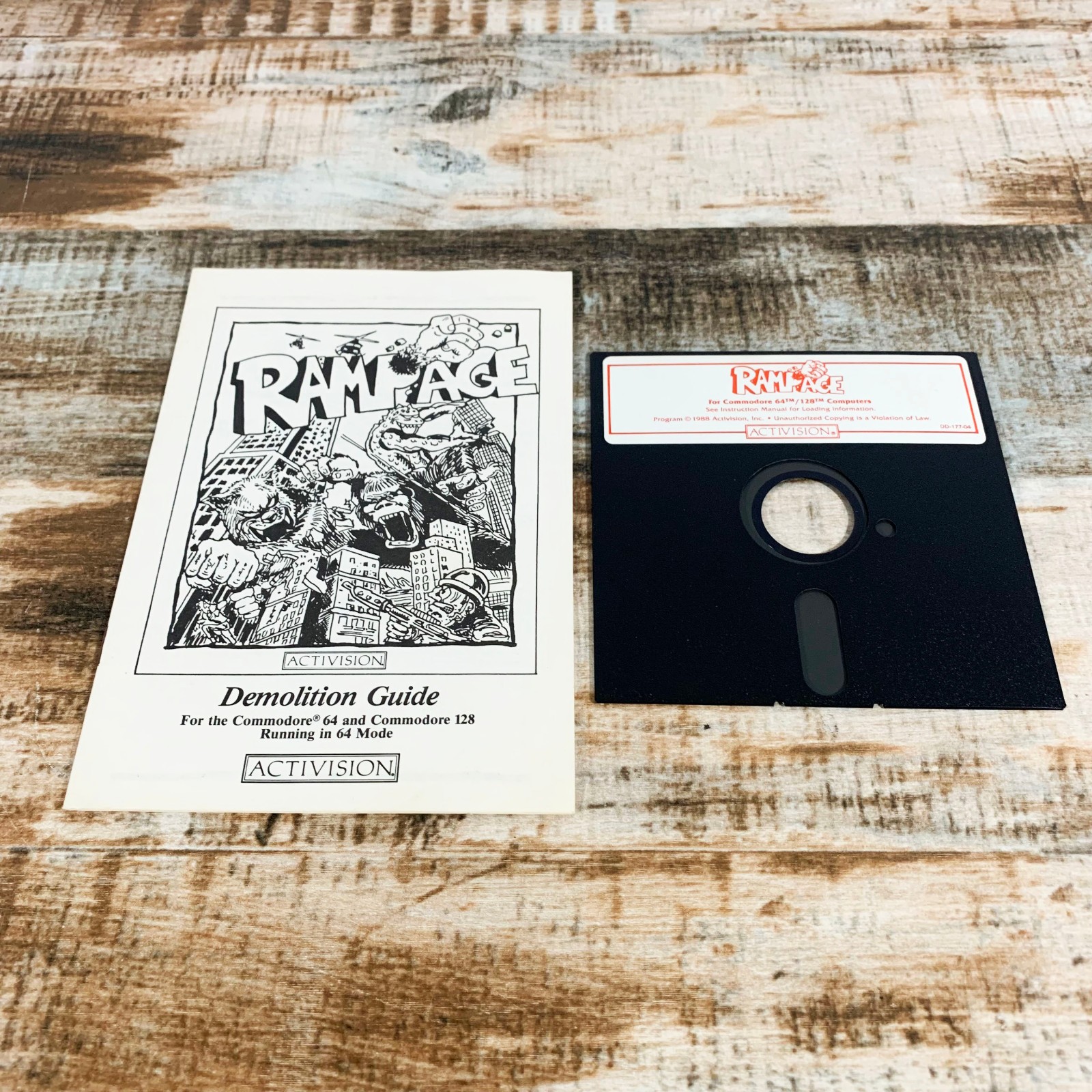 Rampage (Commodore 64) 5.25″ Disk and Guide – 1988, Activision