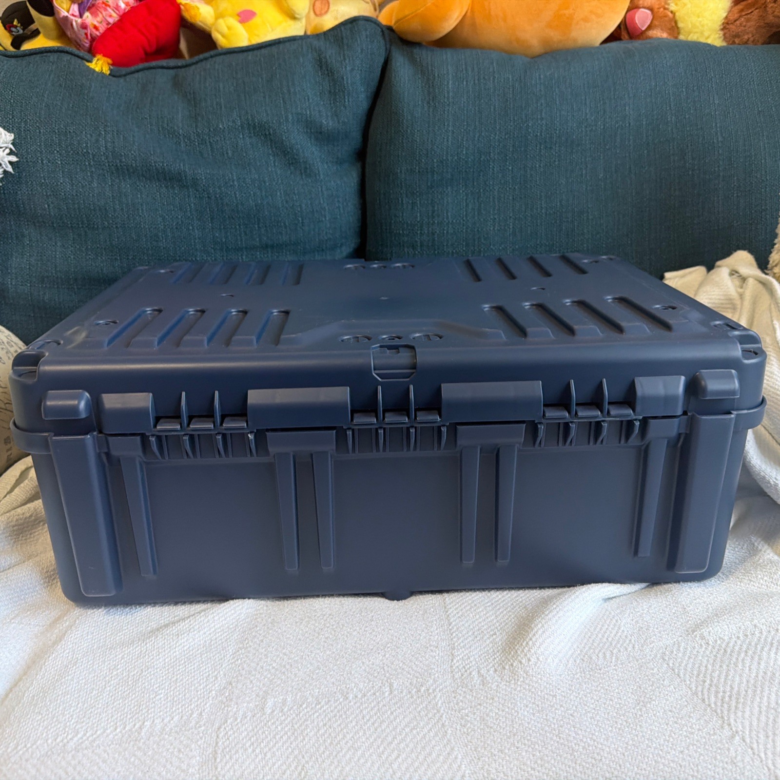 Death Stranding Collector’s Edition Baby BB Pod Replica Figure Tape Case Set