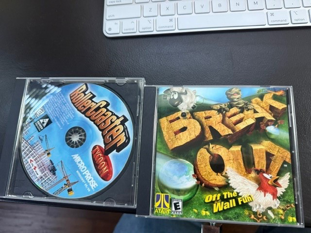 Atari Break Out PC Game 2000 3D Vintage Windows 95-98&Rollercoaster Tycoon cds
