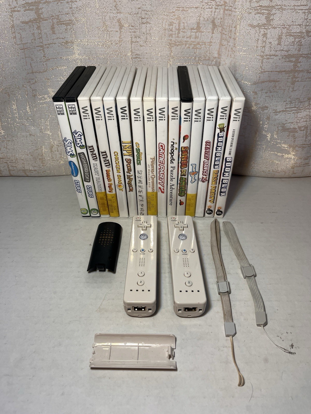 15 Used Wii Games, 2 Aftermarket Controllers Untested