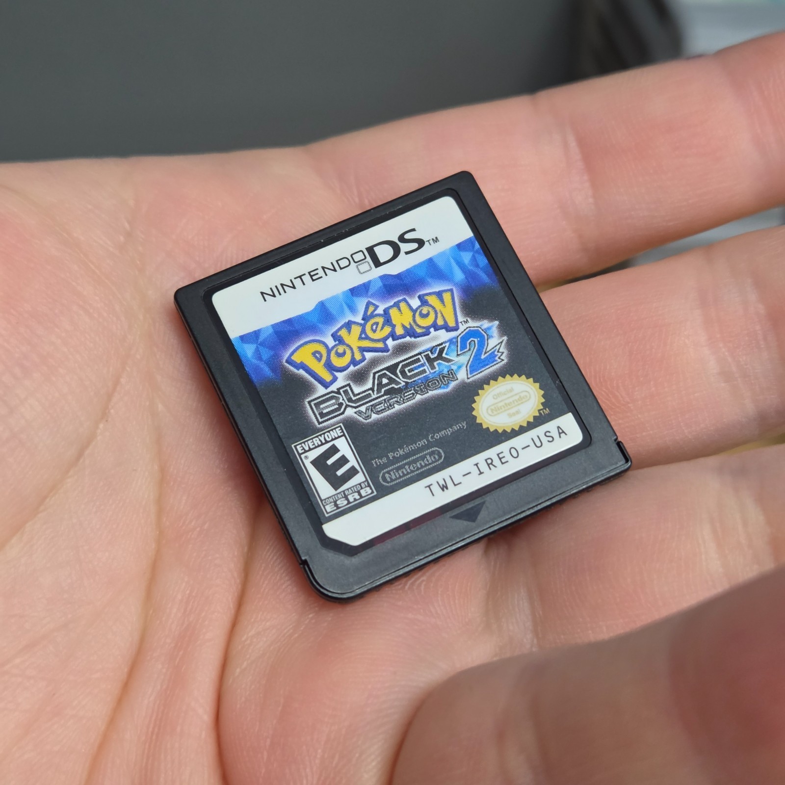 Pokemon Black 2 Version Authentic Nintendo DS CIB Complete In Box W/ Manual