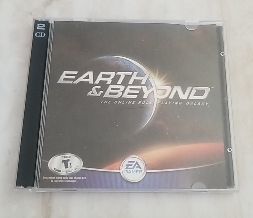 Earth & Beyond Online Role Playing Galaxy 2 cd set + Bonus CD (EA Games 2002)