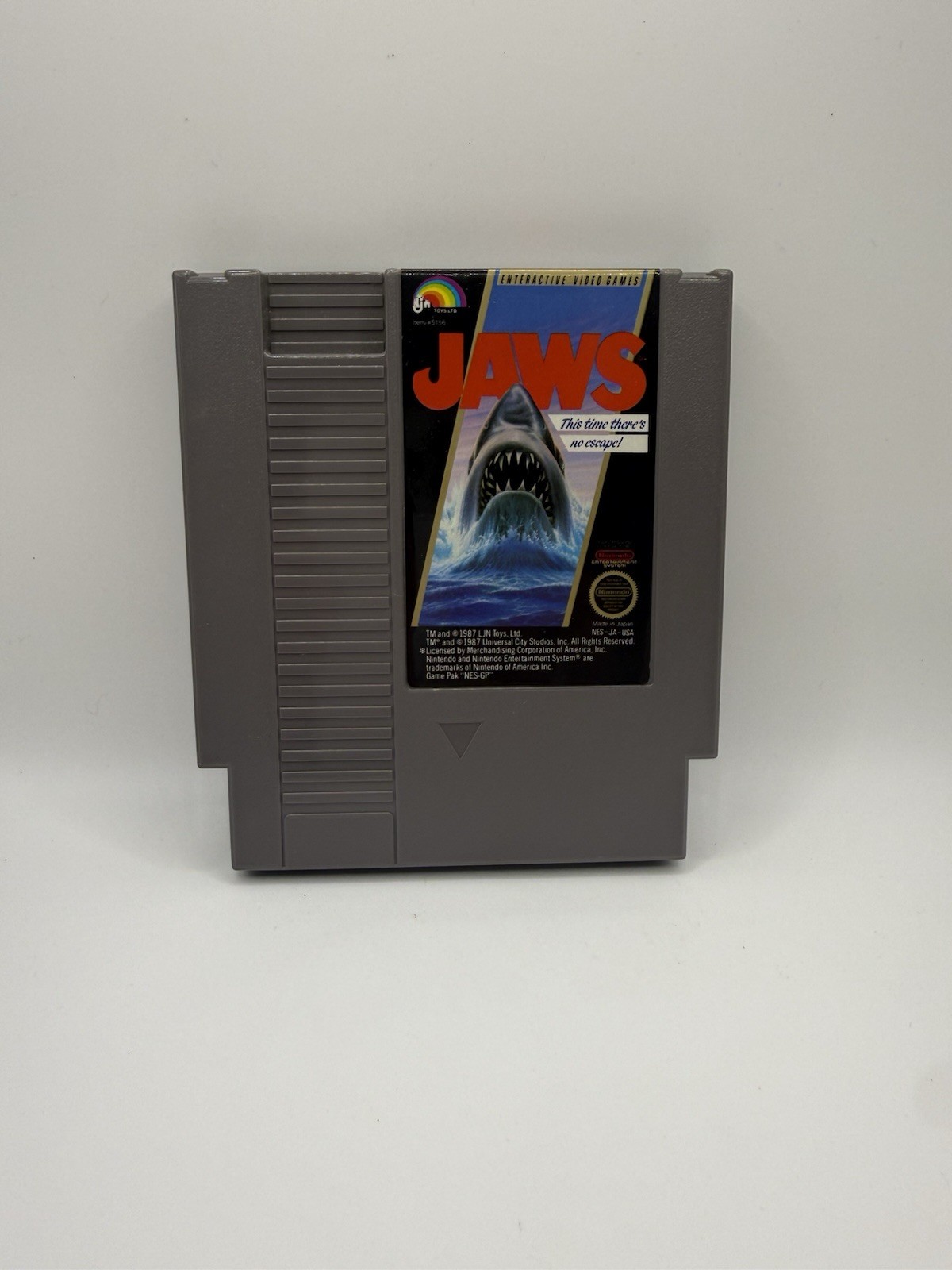 Jaws complete in box nintendo nes original film/movie game