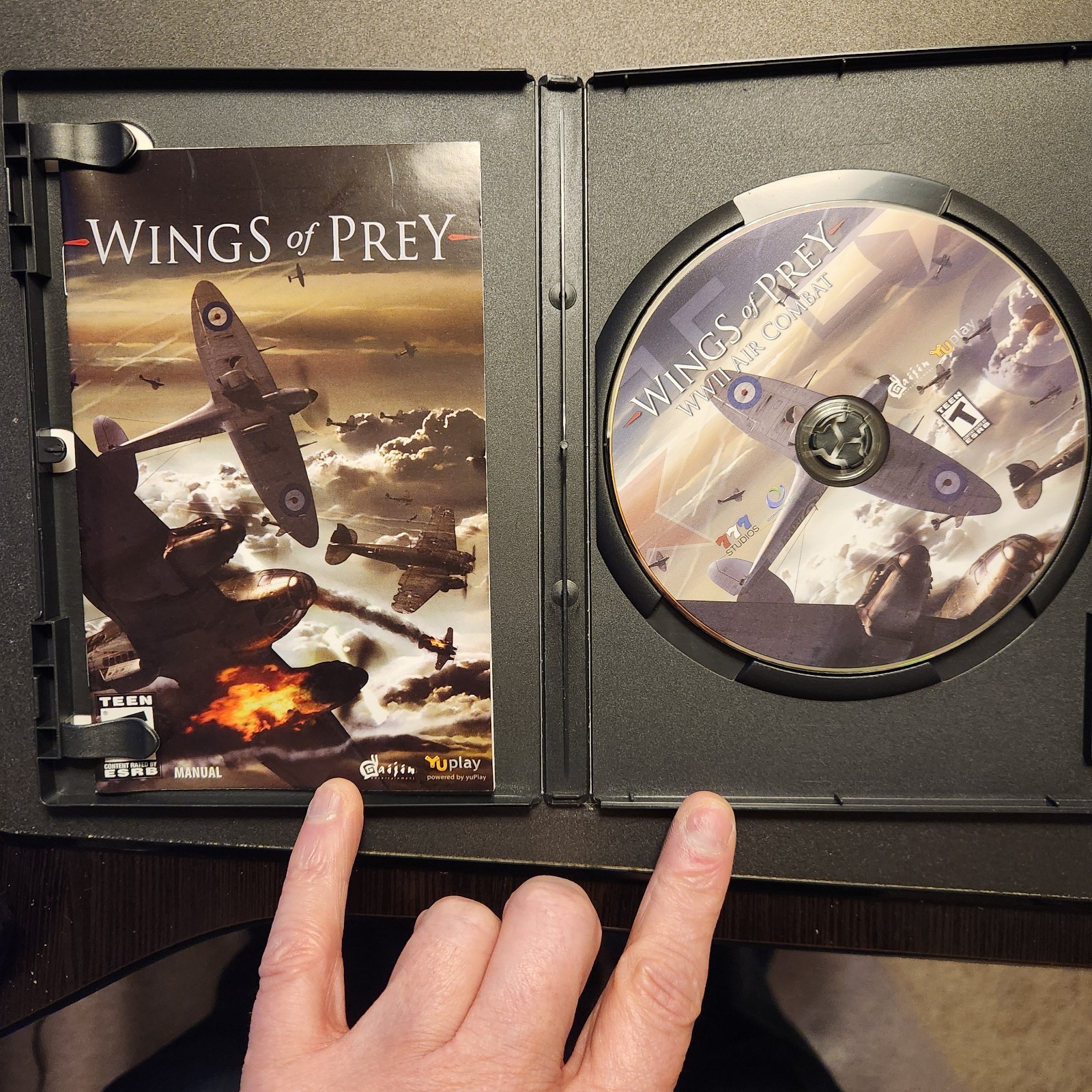*WINGS OF PREY* WWII AIR COMBAT PC GAME, COMPLETE W/ SLIP COVER & MANUAL 2010