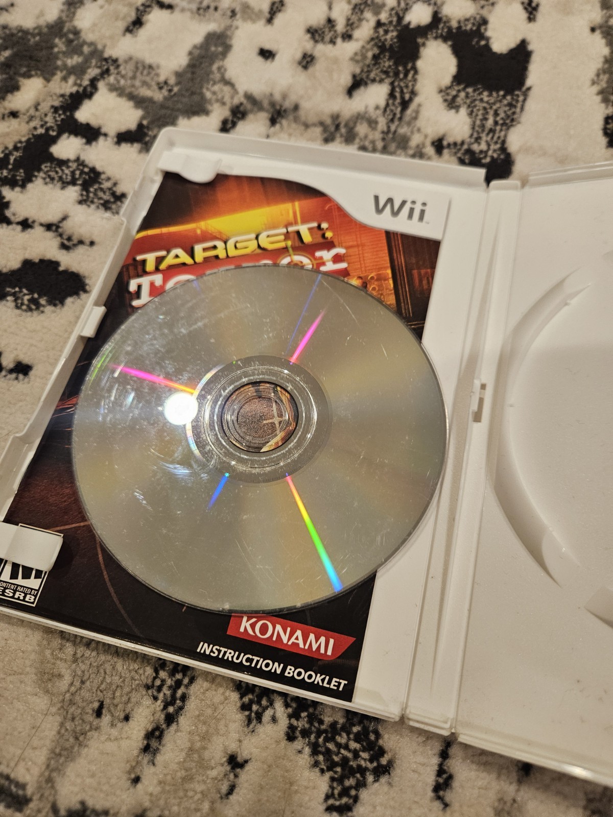 Konami Target: Terror Nintendo Wii Shooter M Rated NTSC-U/C Manual Included 2004