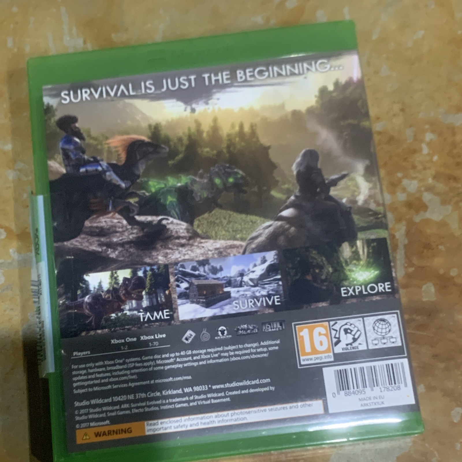 Studio Wildcard ARK: Survival Evolved (2017) Xbox One PEGI 16 PAL Multiplayer