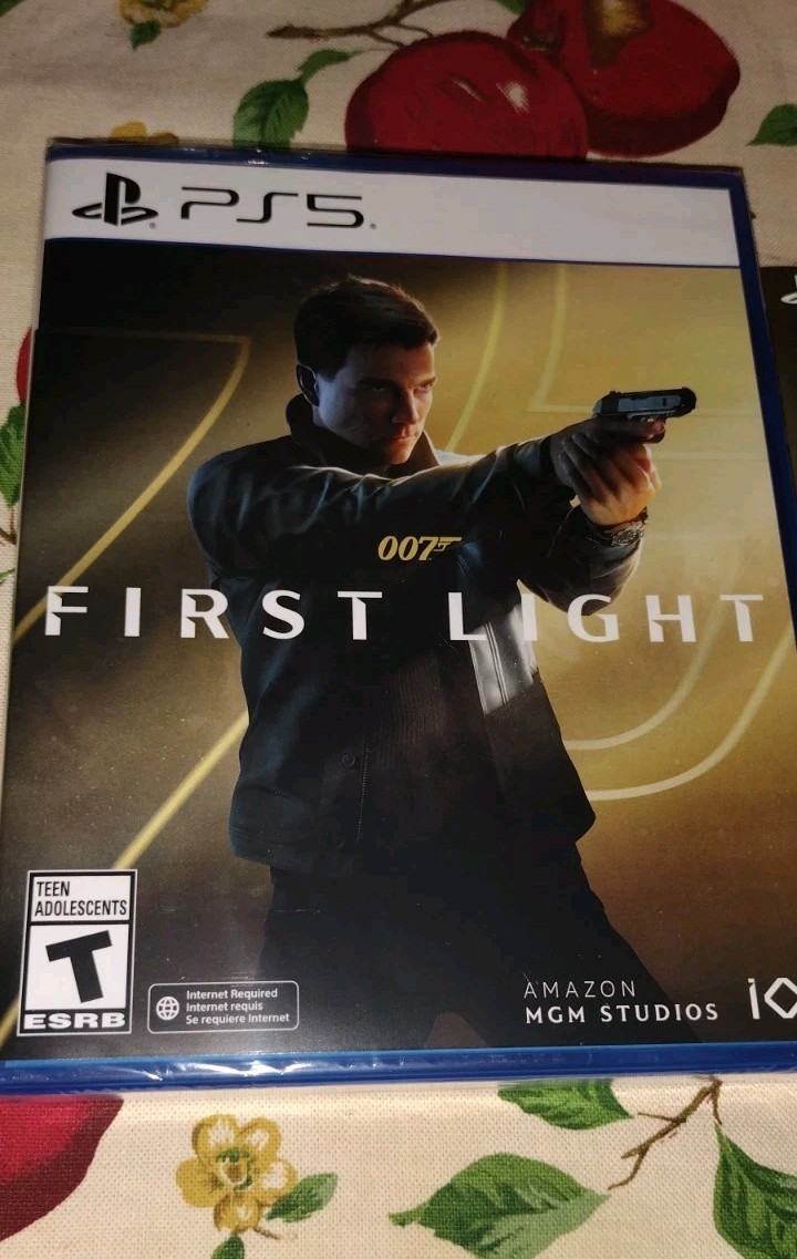 007 FIRST LIGHT FOR SONY PLAYSTATION 5 PS5 GAME SYSTEM CONSOLE WITH DLC NEW