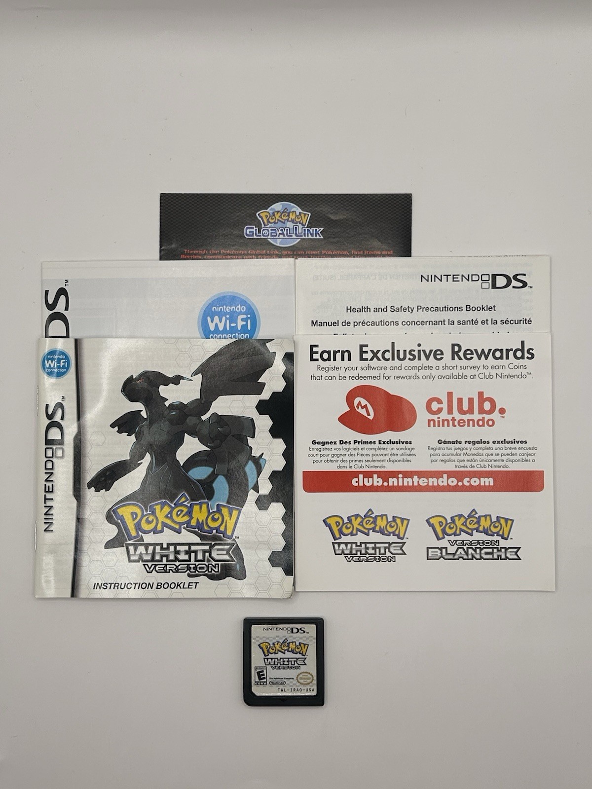 Pokémon Black and White Versions CIB Nintendo DS Authentic