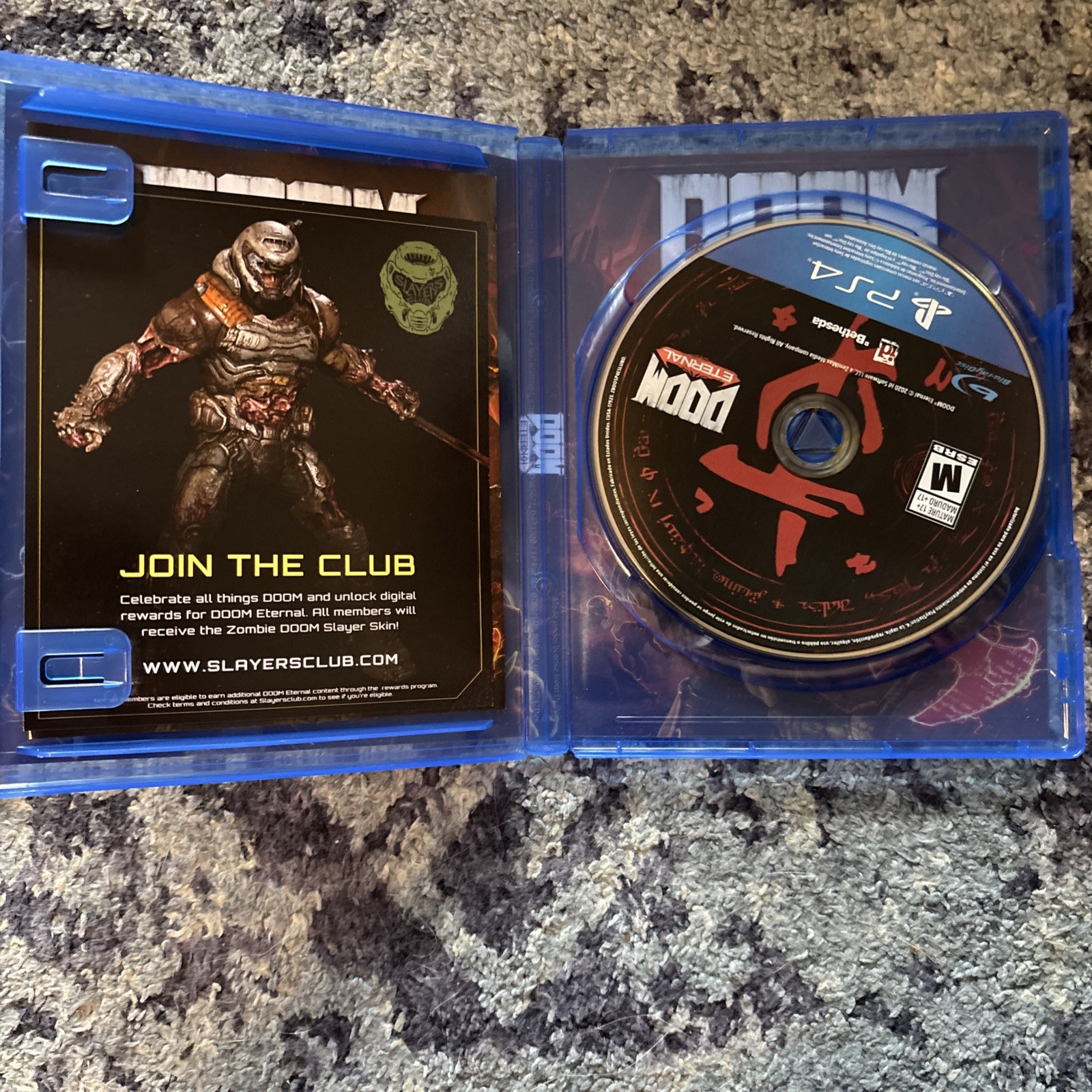 Doom Eternal+ Doom Slayers Collection PS4