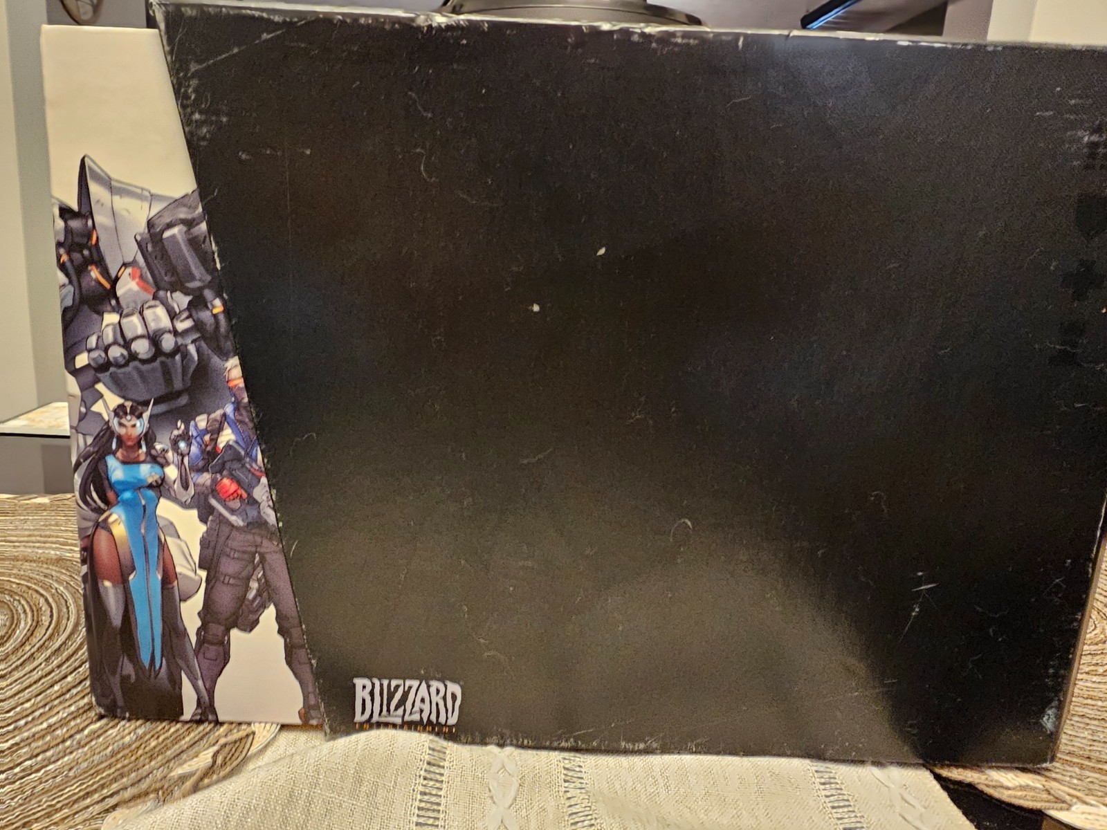 Overwatch Collectors Eedition Xbox One Statue with Game Complete