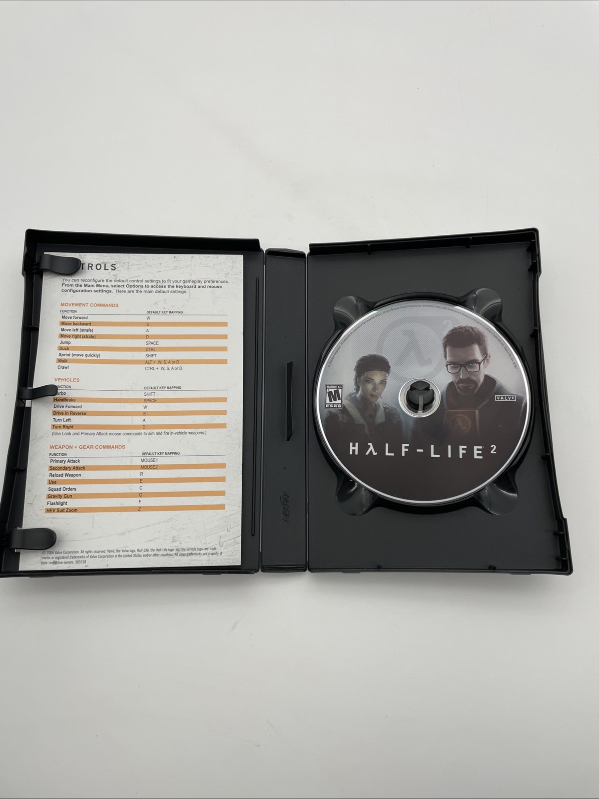 Half-Life 2 Windows PC CD DVD ROM Game 2006 Vtg Mature with Key