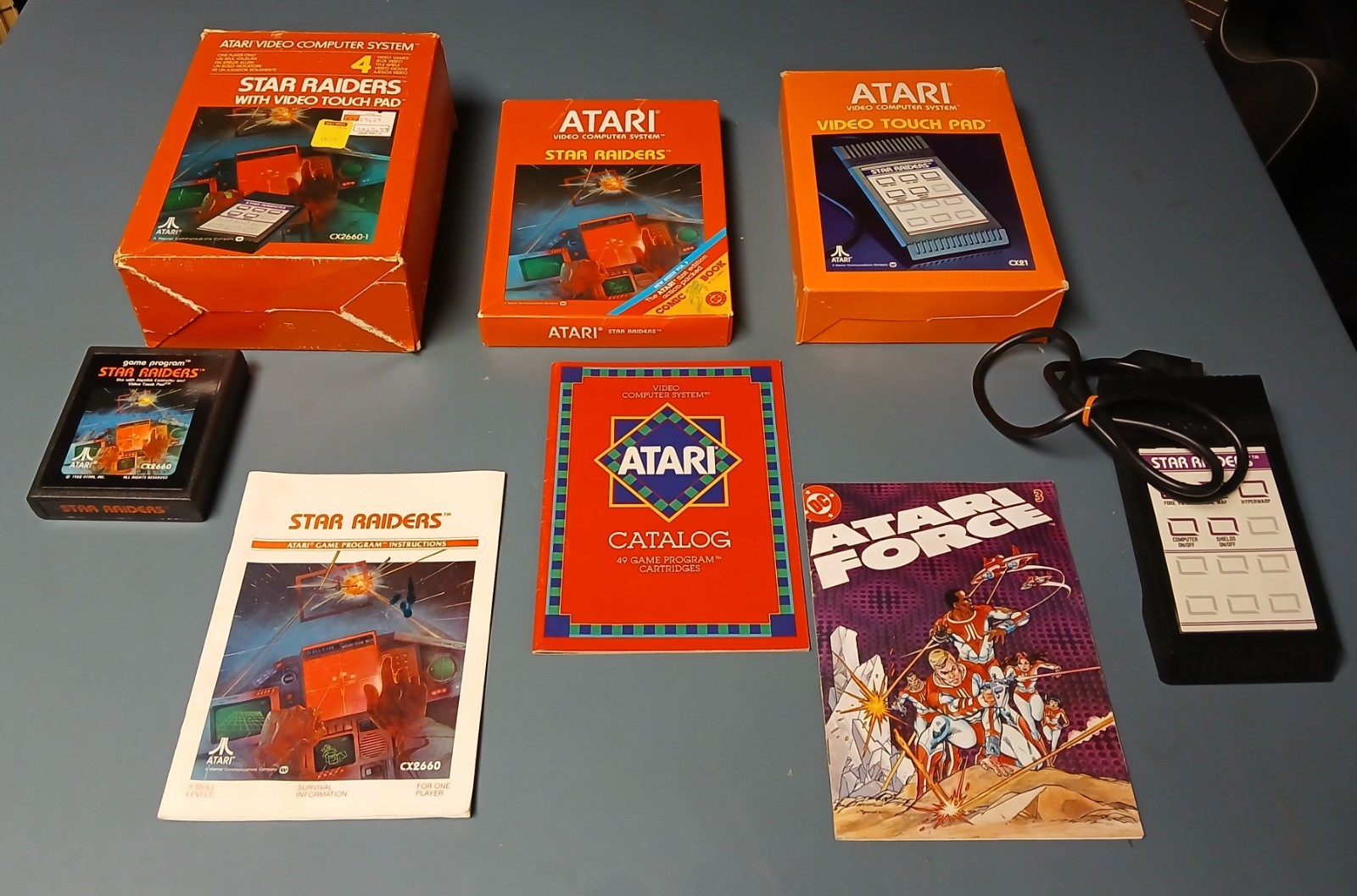 Atari 2600 Star Raiders – Complete In Box (CIB) – With Manual, Catalog & Comic