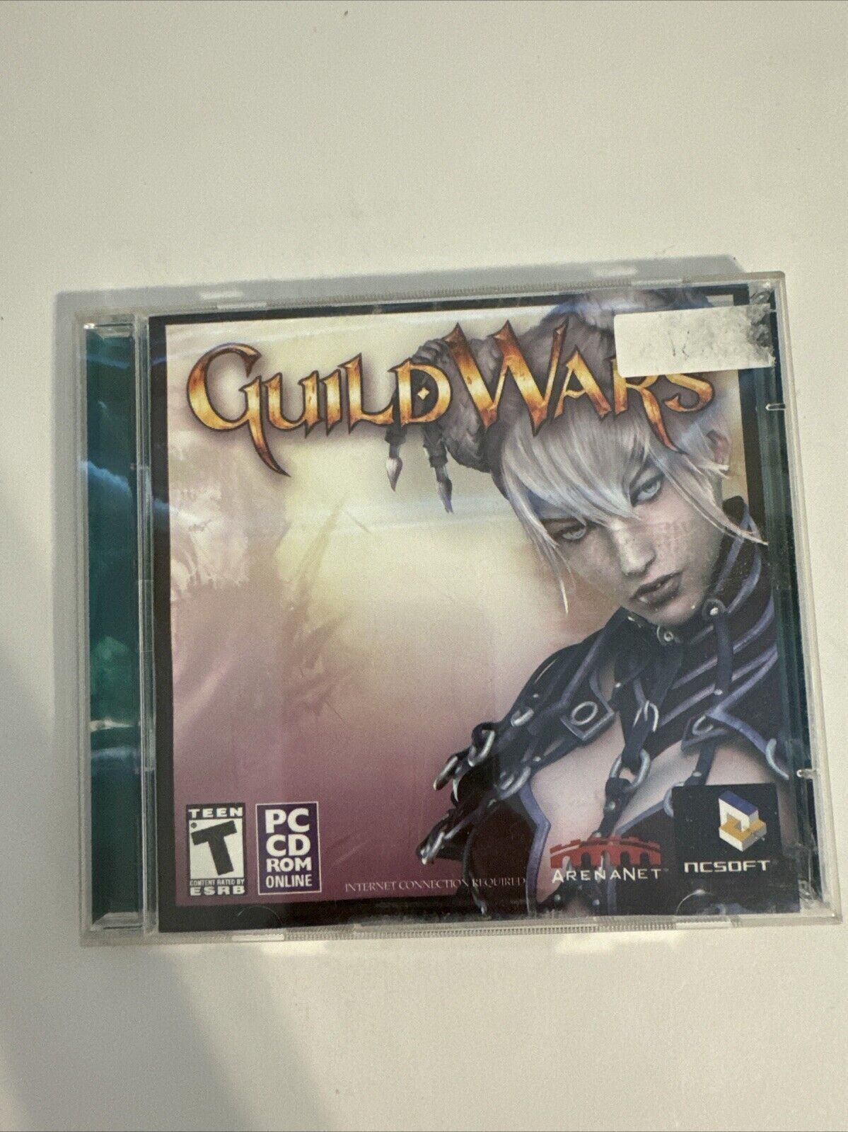 Guild Wars PC 2 Disc CD Rom Video Game T Teen Violence Jewel