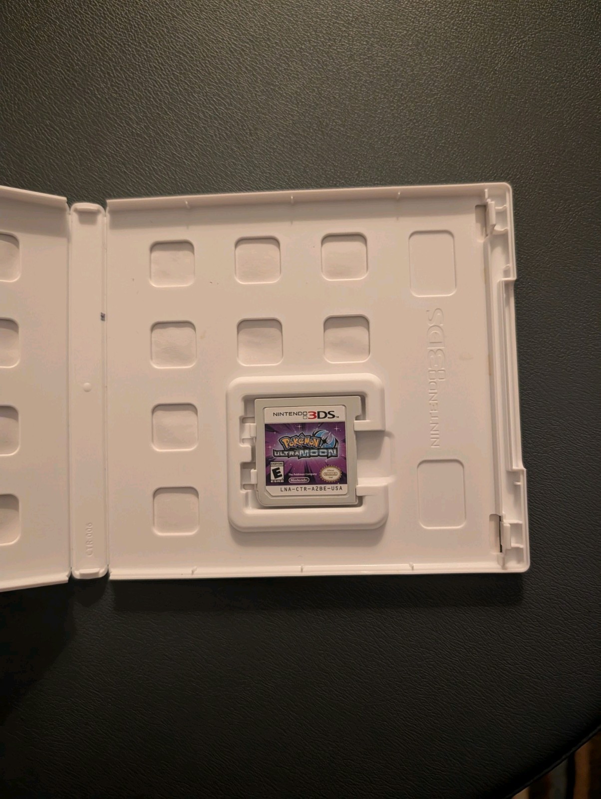 Pokemon UltraMoon Game And Case