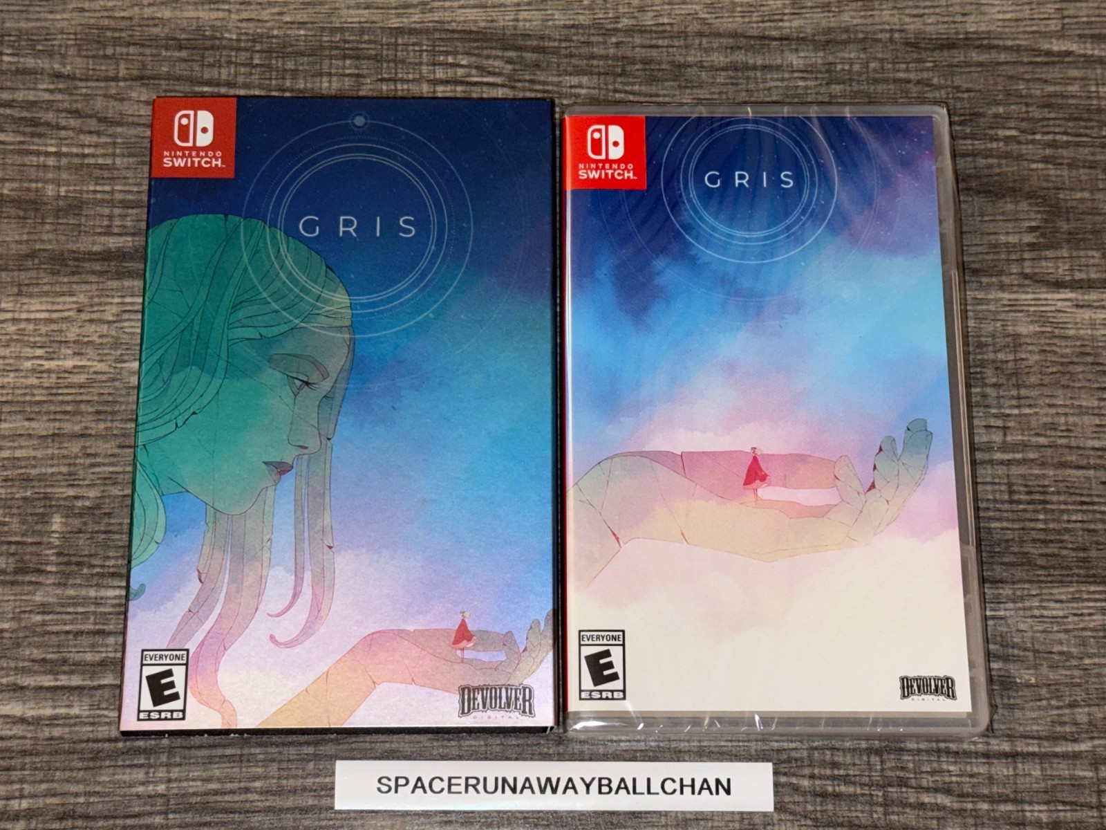 Gris w/Slipcover Brand New Sealed Nintendo Switch