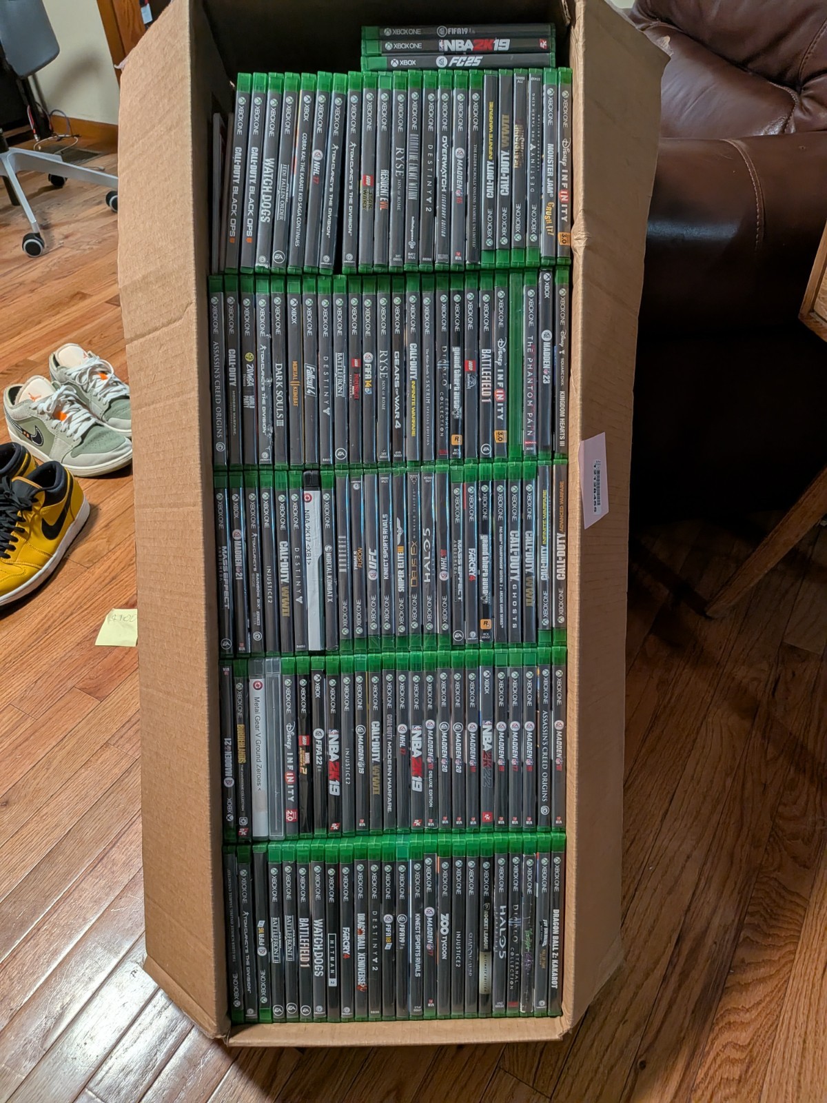 113 Xbox One Games w/ Cases – Bulk Lot Collection