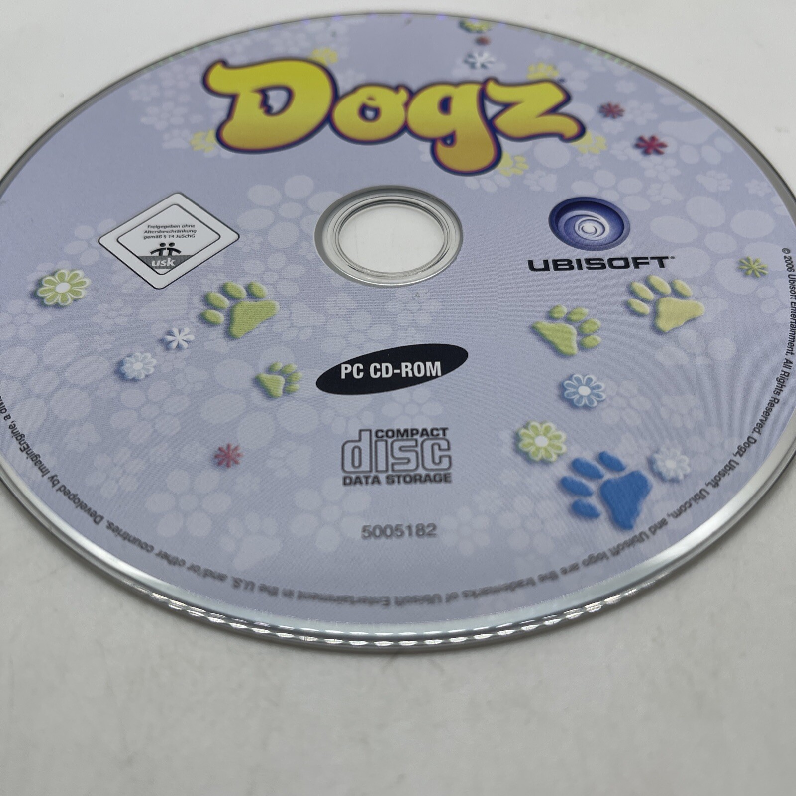 Dogz (PC, 2013) Windows DISC only