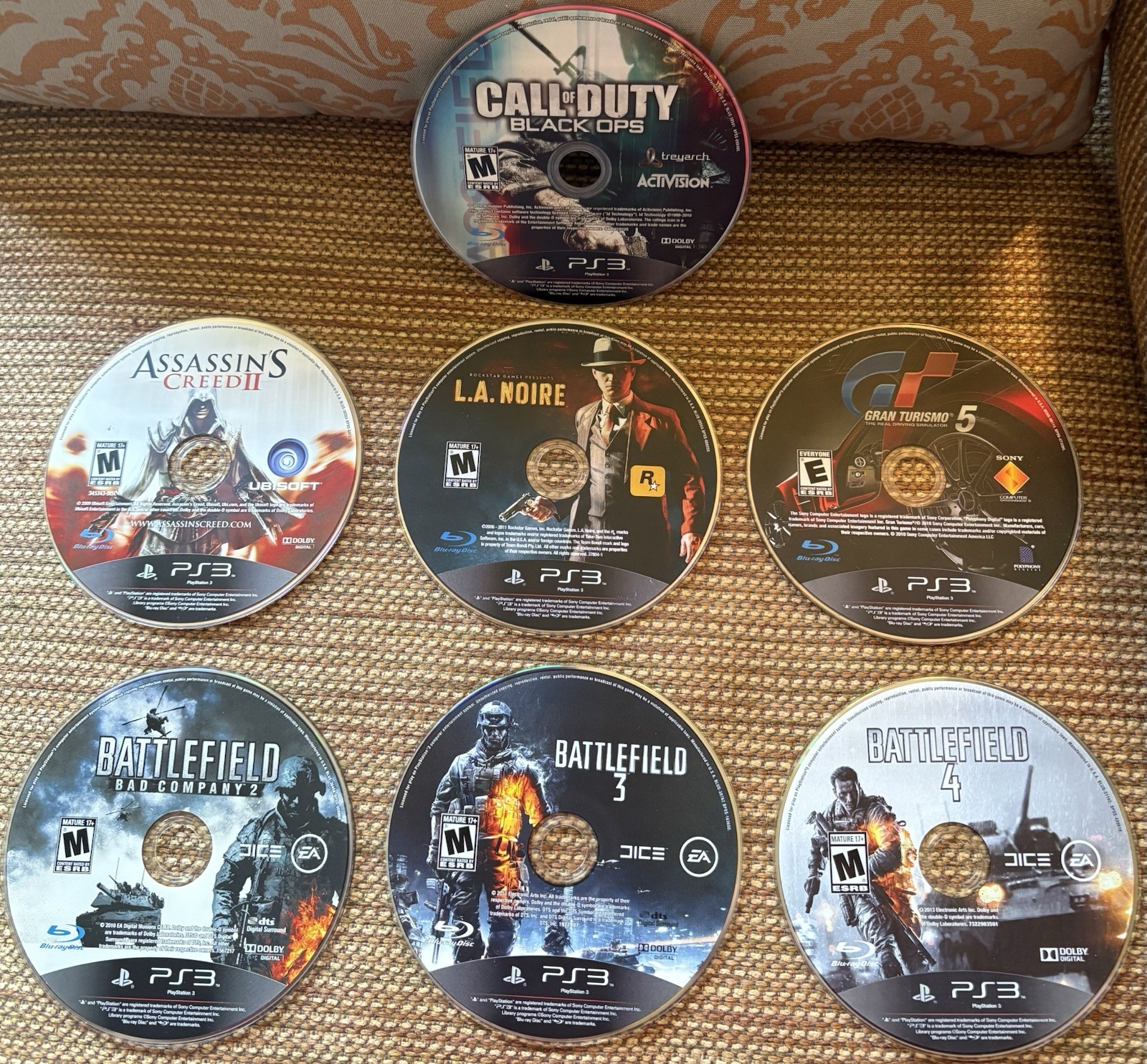 Ps3 Bundle (L.A. Noire, Battlefield, Call of Duty, Gran Turismo 5, AC II)