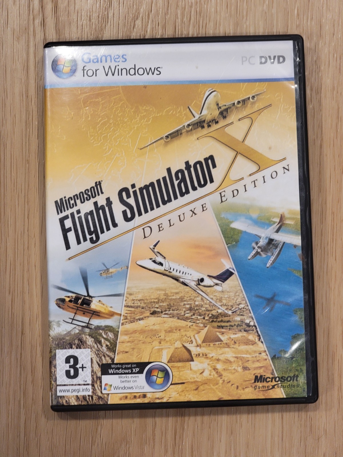 Microsoft Flight Simulator X Deluxe Edition Windows PC DVD 2006