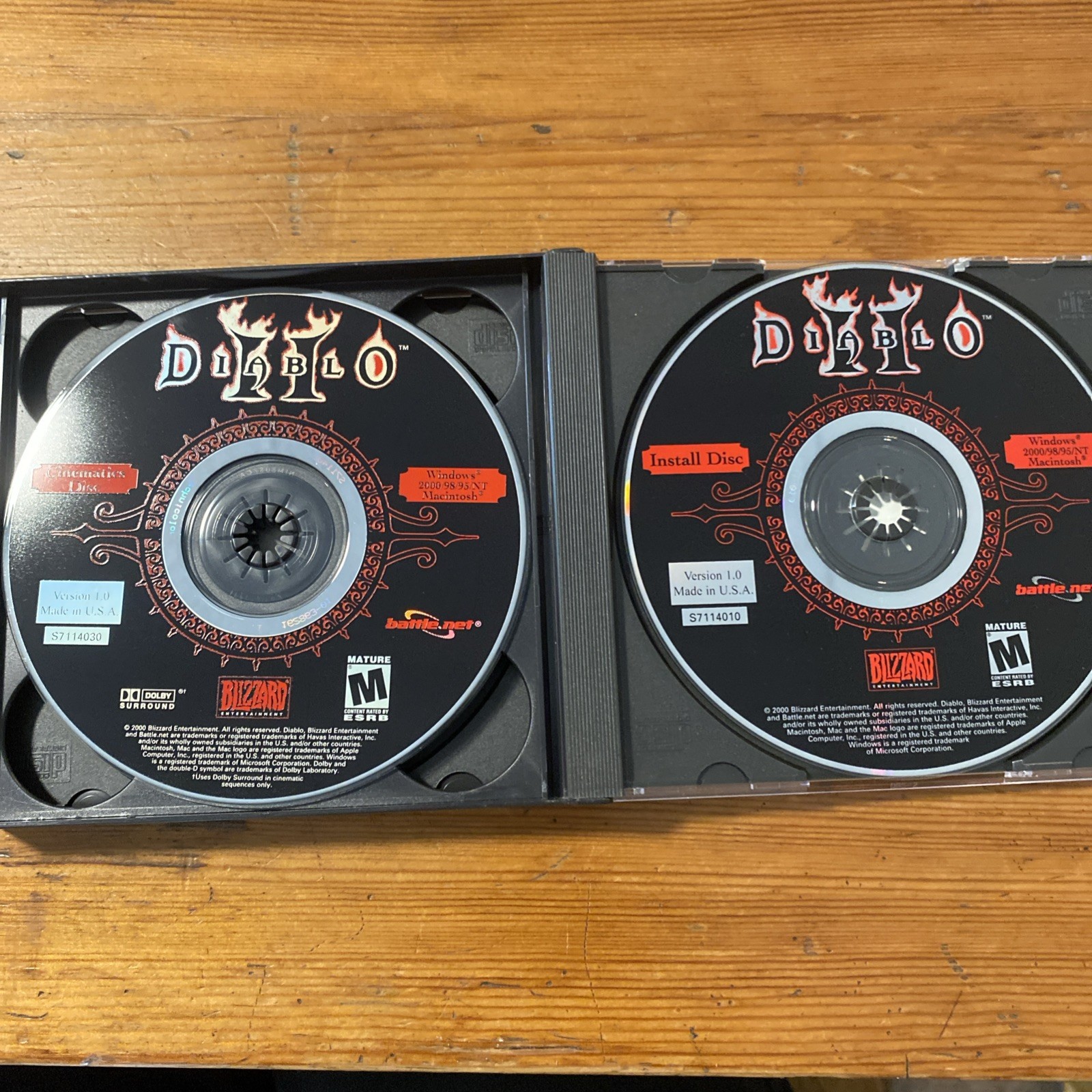 Diablo II 2 (PC) Blizzard Entertainment – 3 Discs + Jewel Case & CD Key