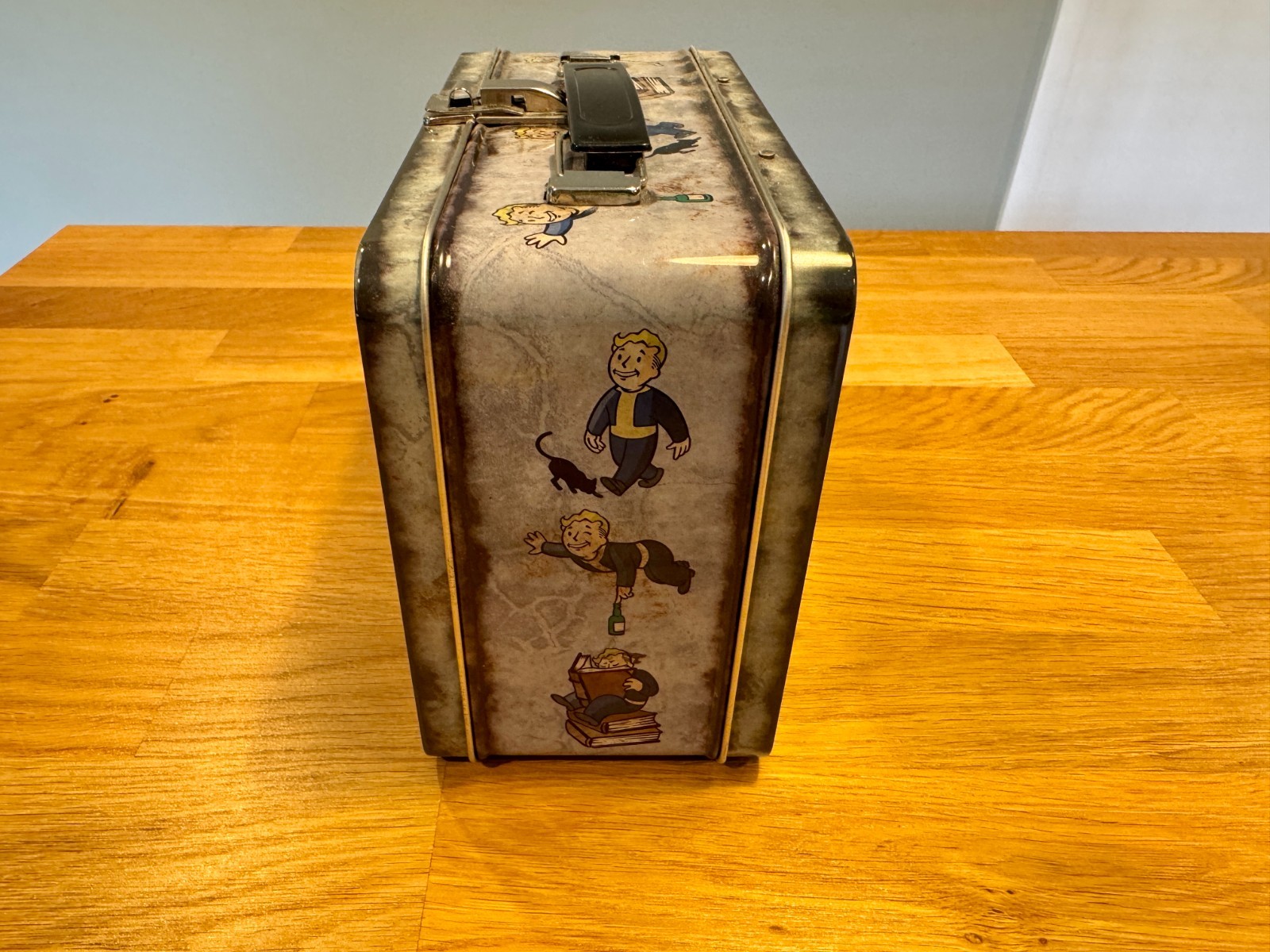 Fallout 3 Limited Collectors Edition Microsoft Xbox 360 – Great condition!