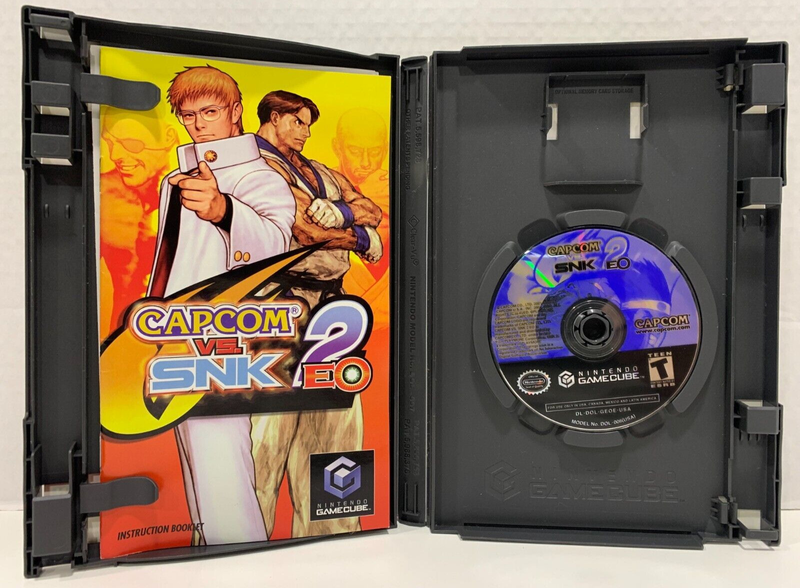 2002 NINTENDO GAMECUBE CAPCOM VS. SNK 2 EO CIB