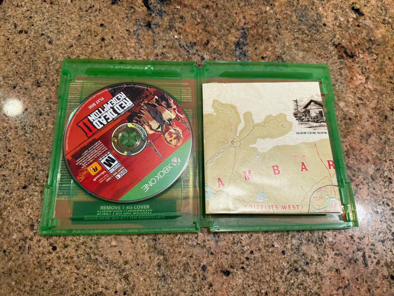 Red Dead Redemption 2 Microsoft Xbox One with Map