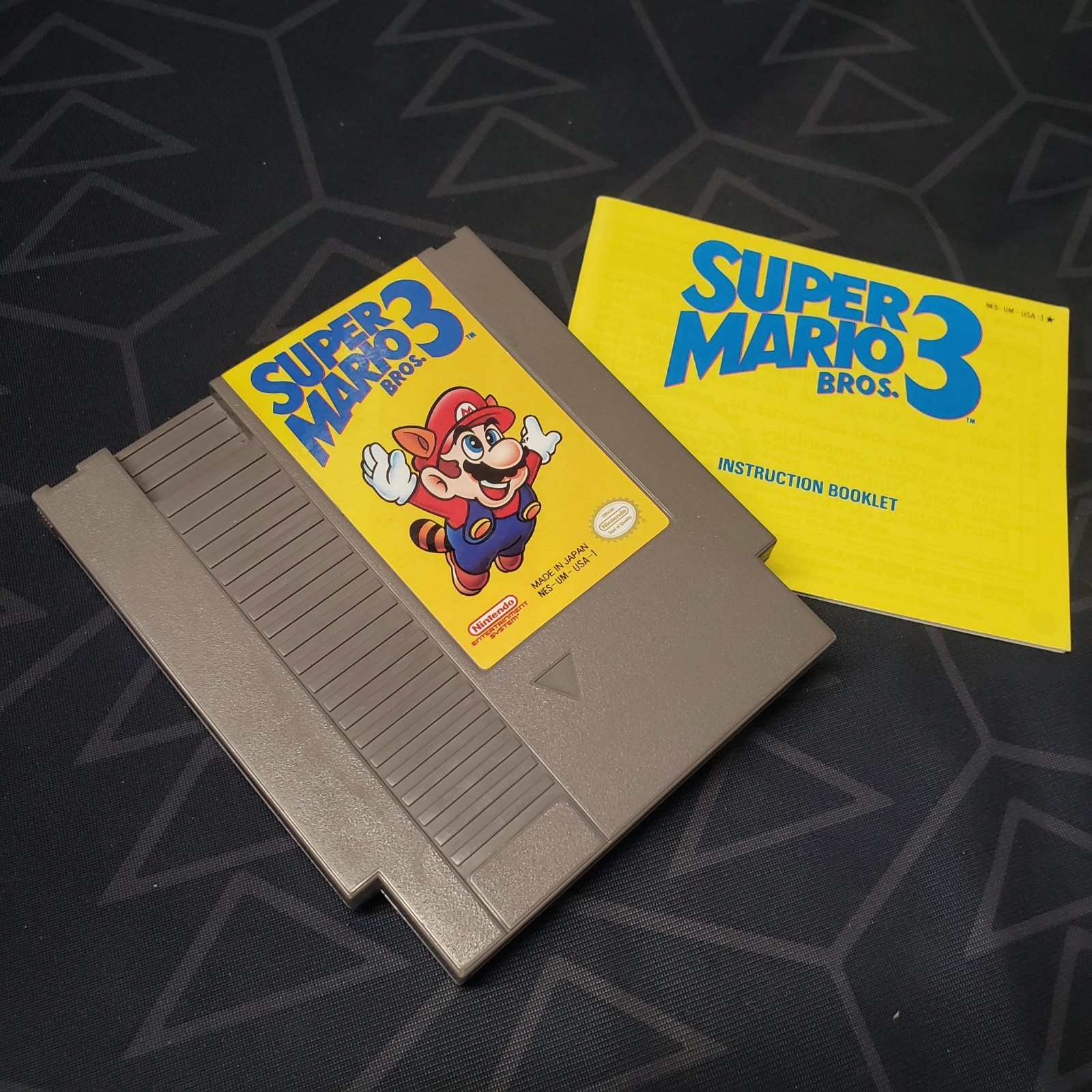 Super Mario Bros. 3 W/ MANUAL! (NES) Nintendo Entertainment System video game