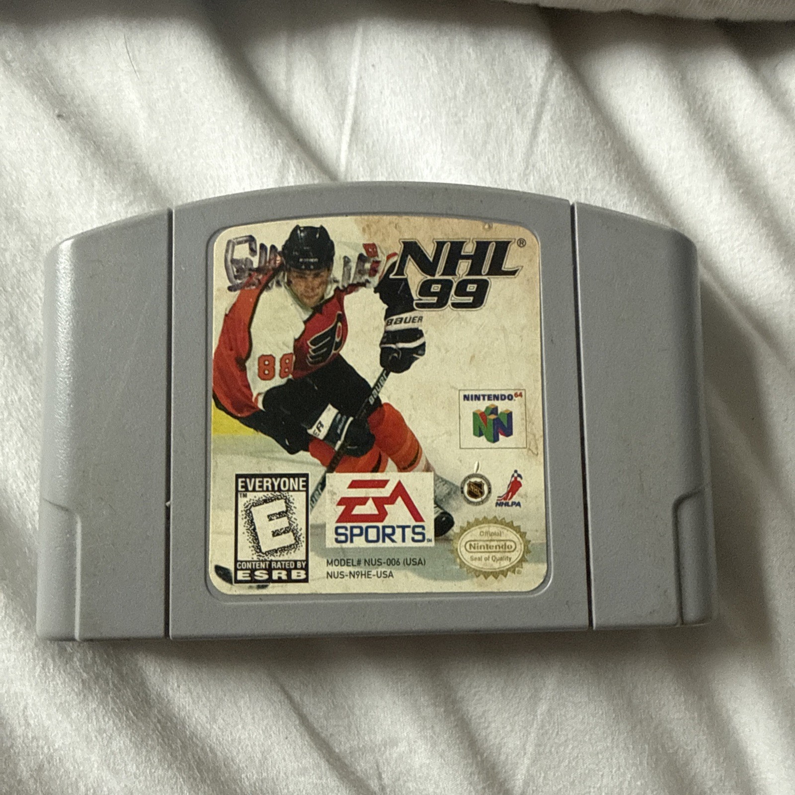 NHL 99 Nintendo 64 Game Cartridge EA Sports Hockey 1998 Tested
