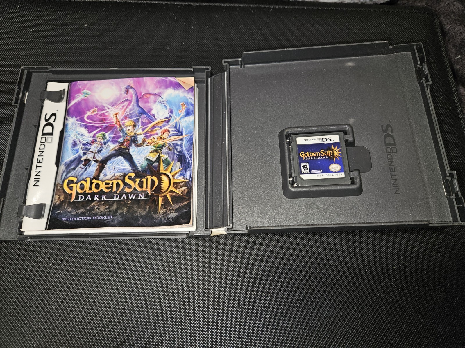 Nintendo Golden Sun: Dark Dawn (Nintendo DS, 2010) Manual Included NTSC-U/C