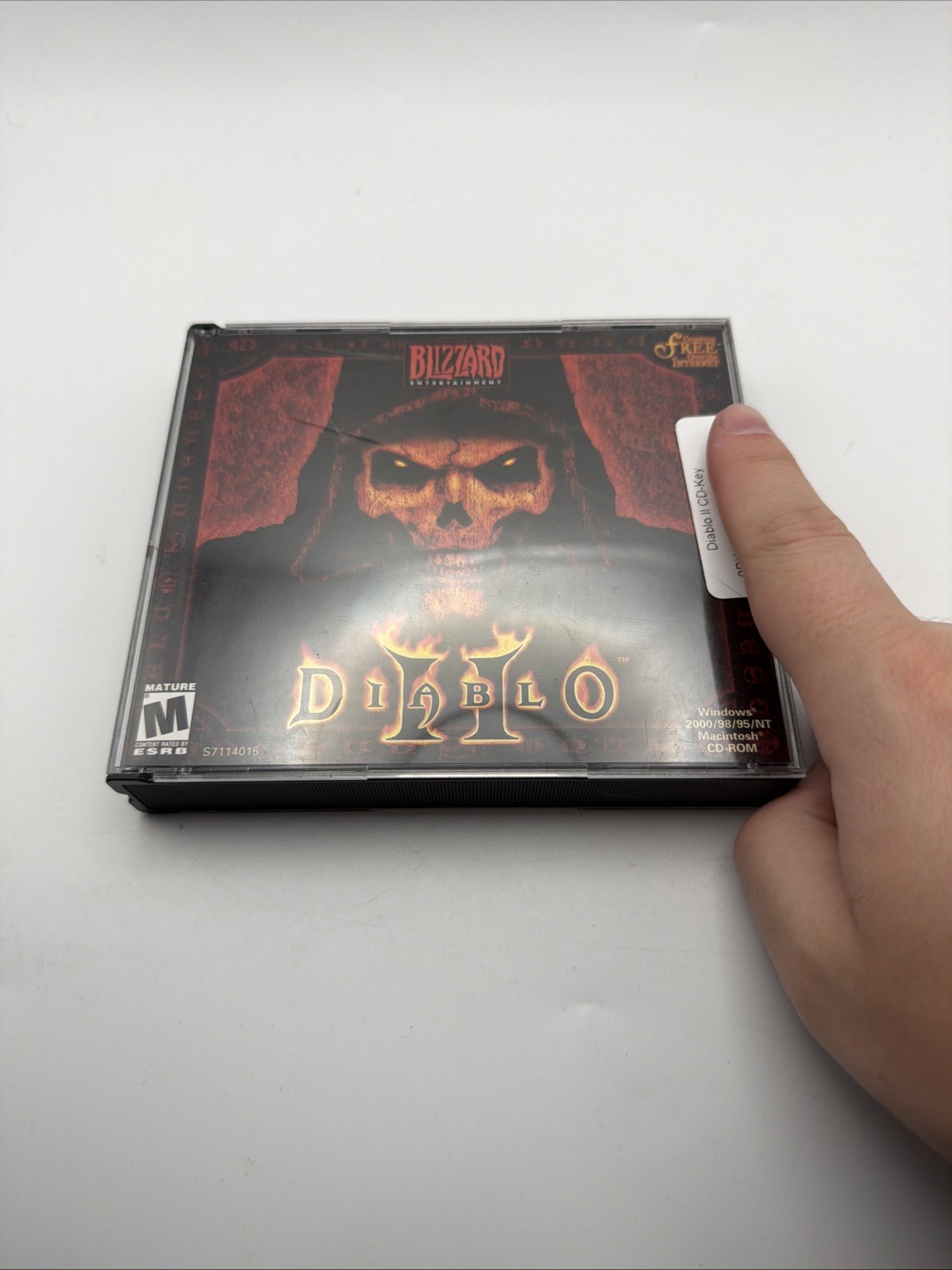 Diablo II 2 (PC Windows 2000/98/95/NT CD-ROM 3 Disc Set W/Key 2000)