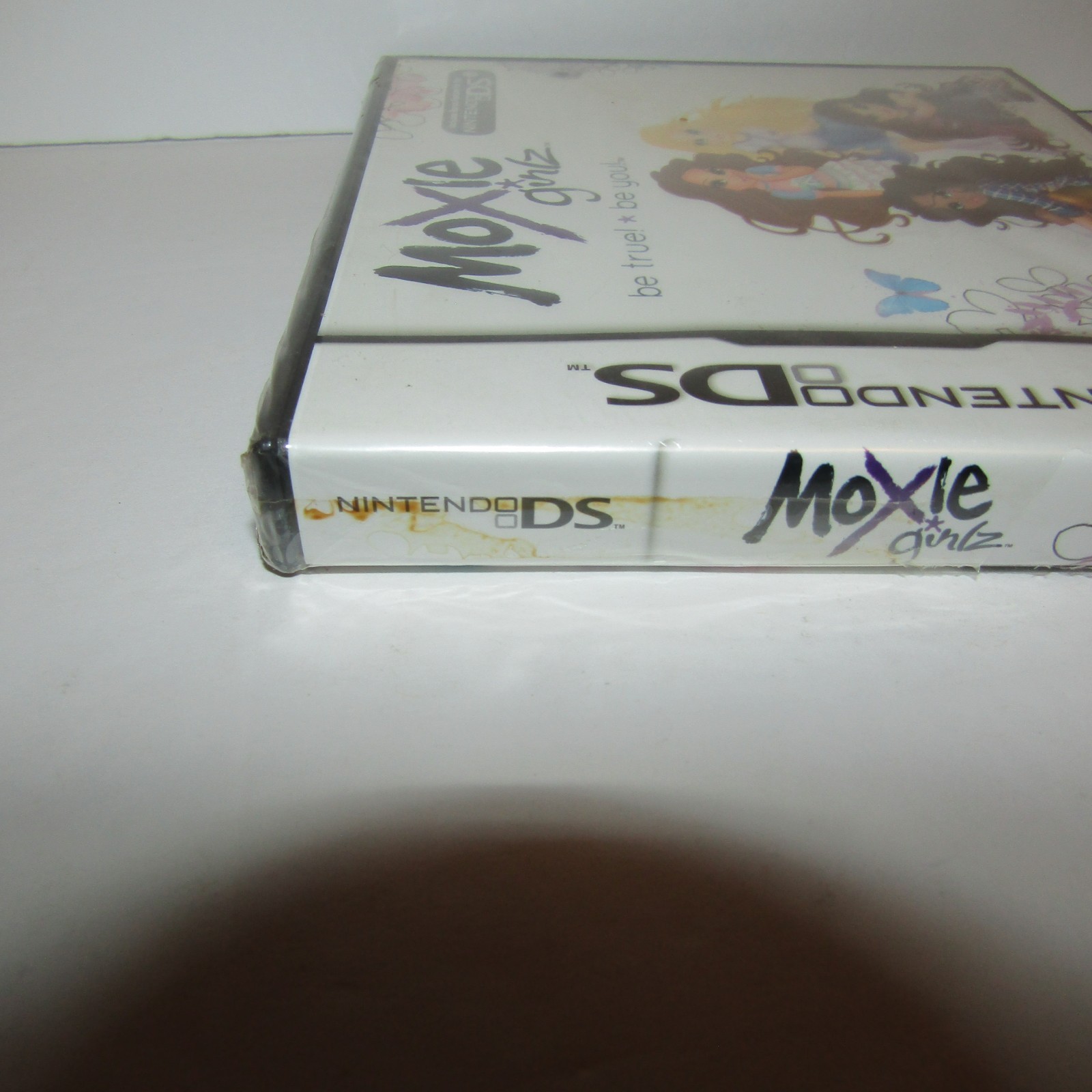 Moxie Girlz Nintendo DS Video Game New Sealed Stained Art (See Description)