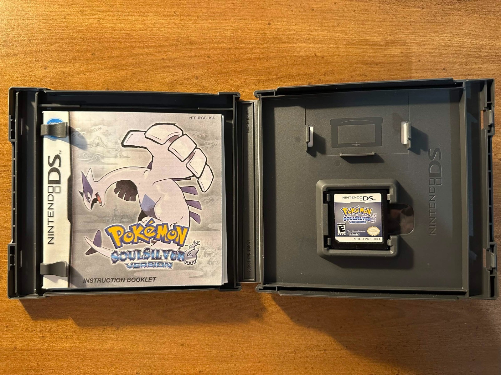 Pokemon: SoulSilver Version with Pokewalker CIB