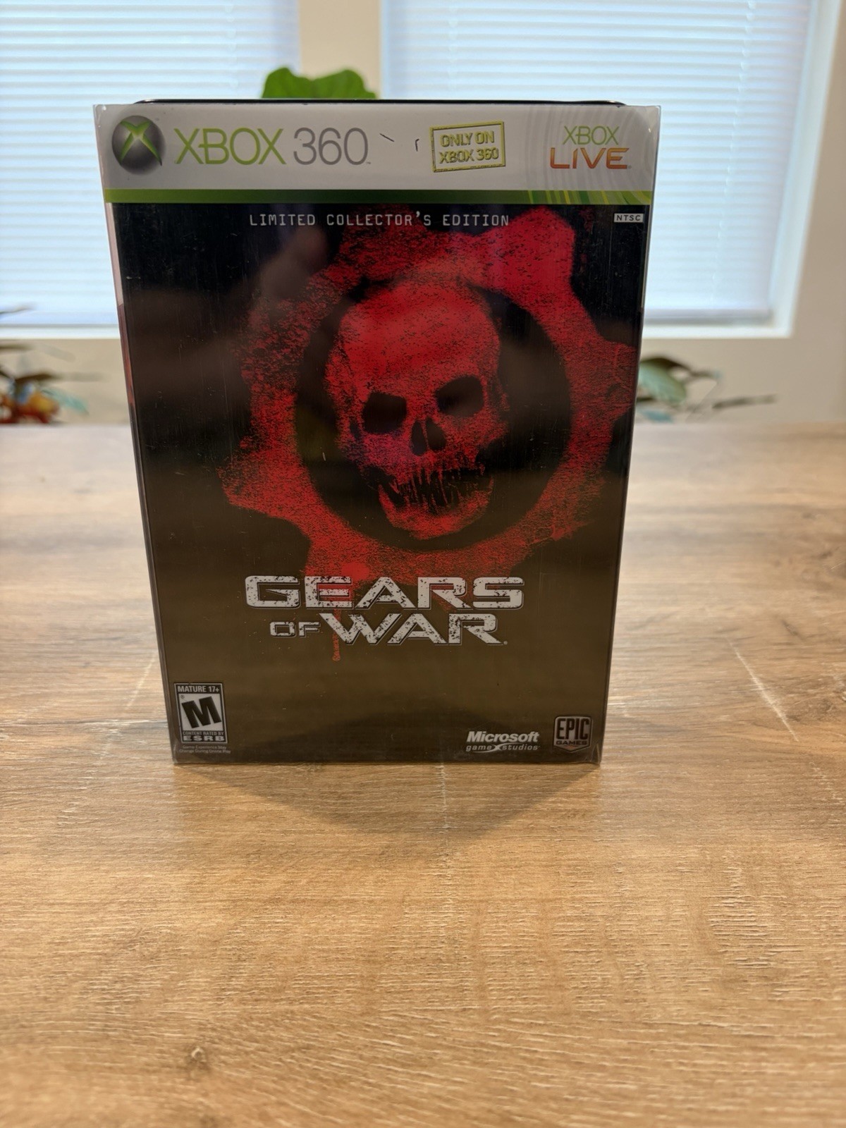 Gears of War — Limited Collector’s Edition (Microsoft Xbox 360) CIB, Tested