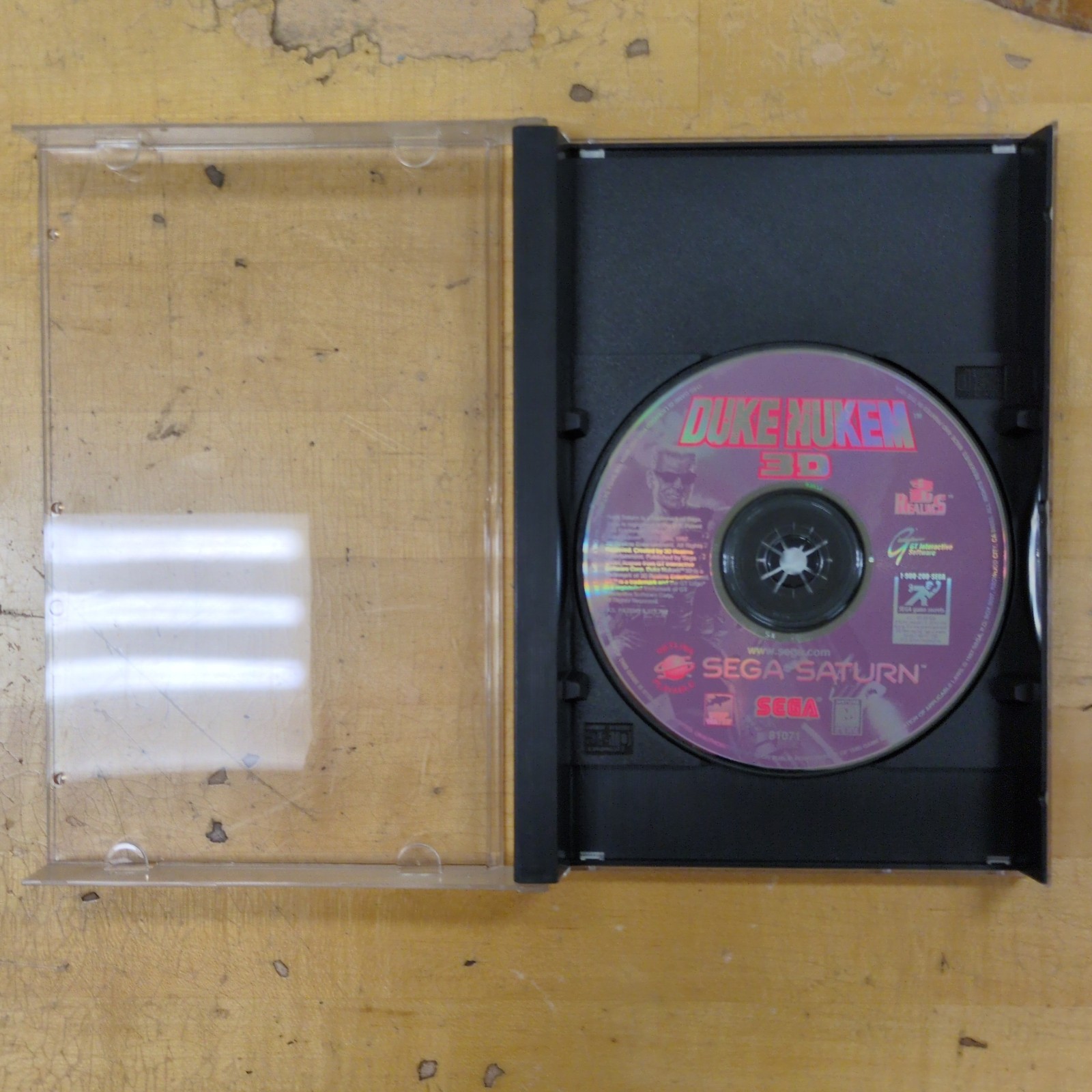 Duke Nukem 3D CIB W/ Manual Dust Jacket – Sega Saturn – CLEAN DISC