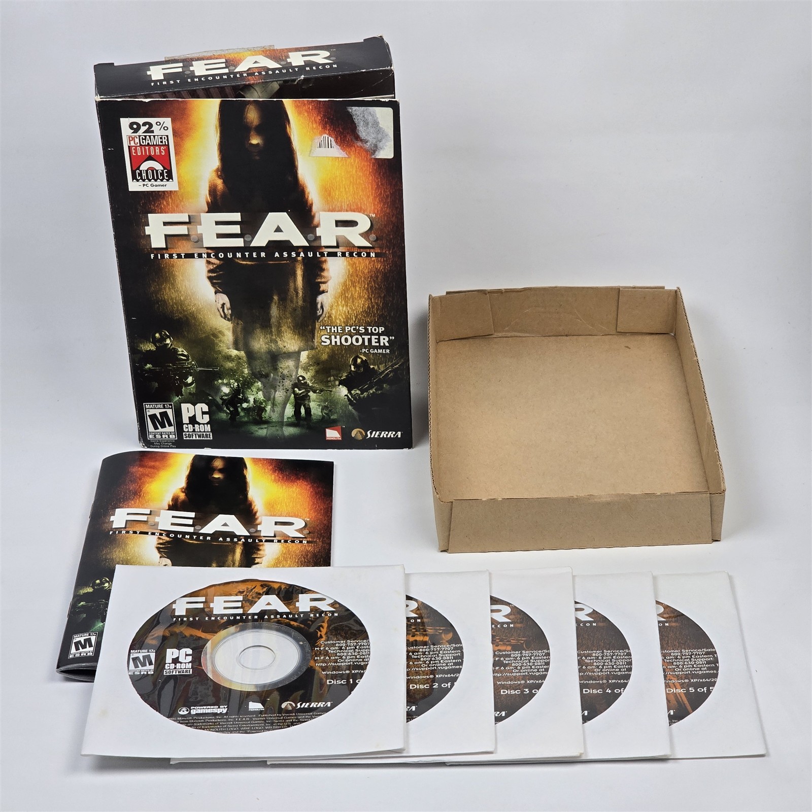 F.E.A.R. FEAR (PC CD-ROM) Small Box CIB COMPLETE with Key