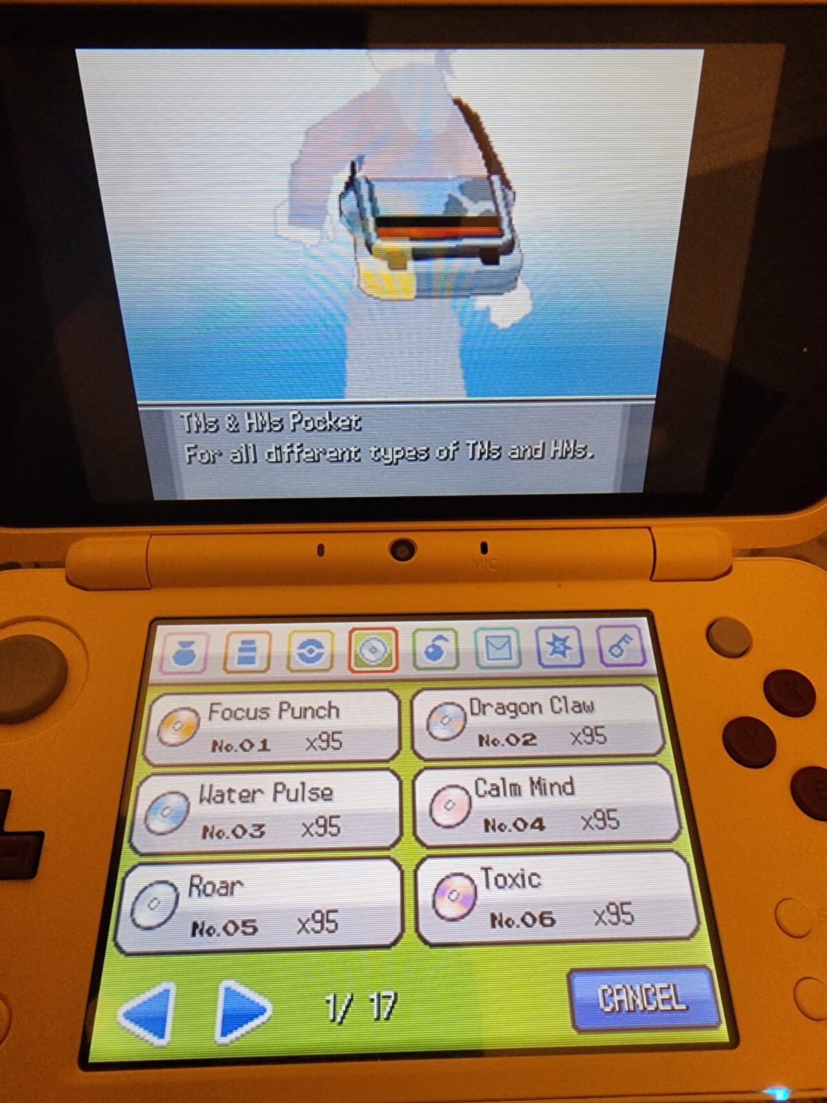Authentic Nintendo DS Pokemon HeartGold 493 Shiny Pokemon No BOX CIB *pics*