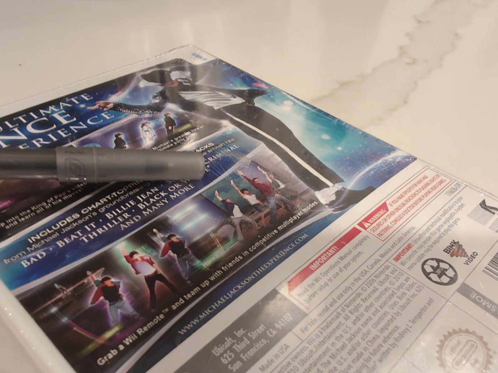 Wii Michael Jackson The Experience Game Special Edition W/Glove Sealed “READ”