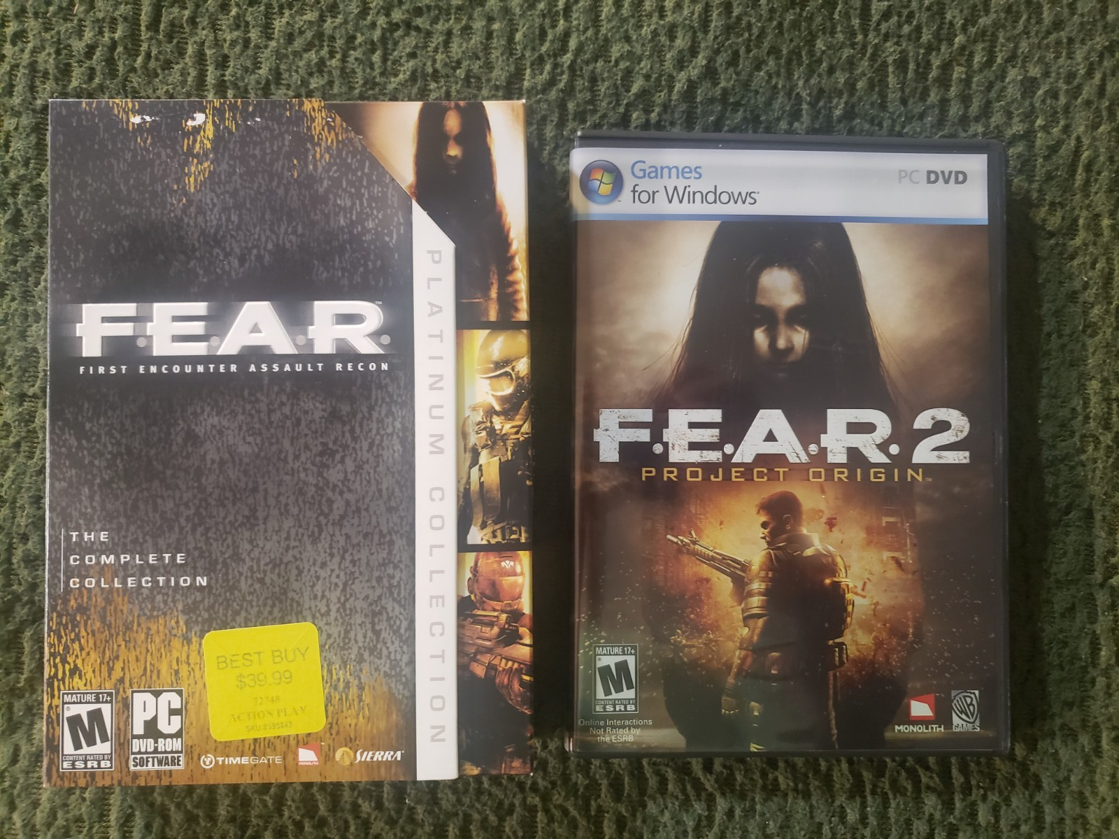 F.E.A.R. Platinum Edition Bundle + F.E.A.R. 2 PC DVD Games – Discs, Booklet