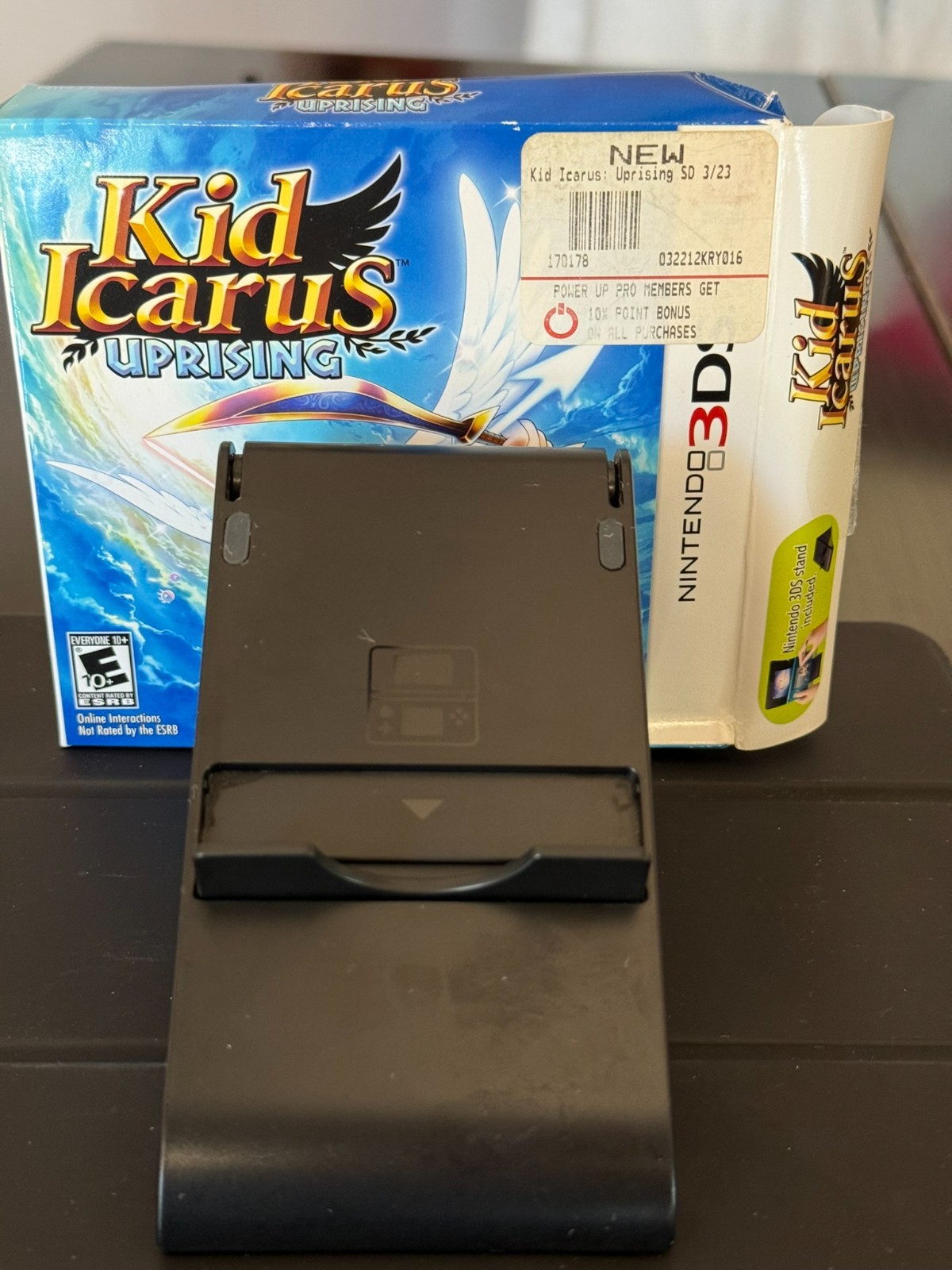 Kid Icarus: Uprising (Nintendo 3DS) – Complete with Case & Original Stand