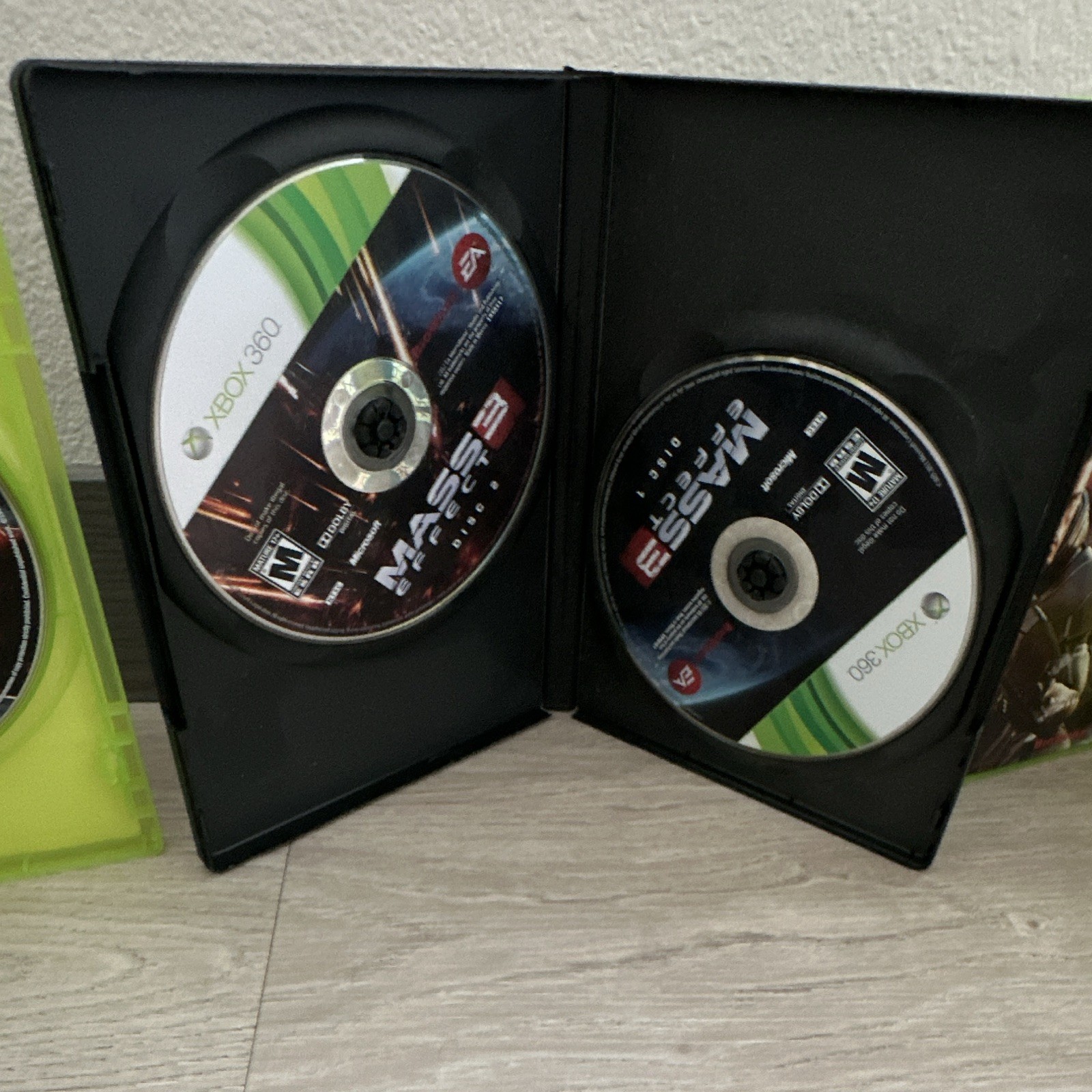 Electronic Arts Mass Effect Trilogy Xbox 360 Mass Effect Series M Mature