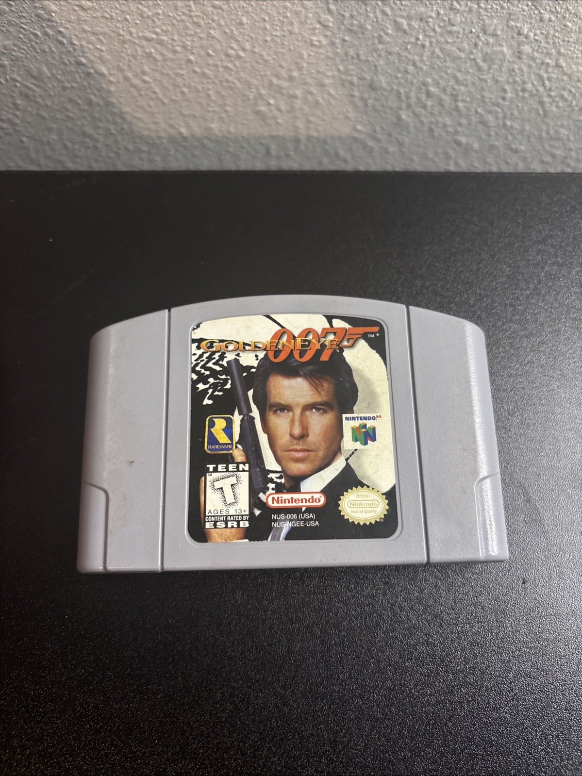 GoldenEye 007 Nintendo 64 N64 1997 OEM Authentic Cartridge Tested Working