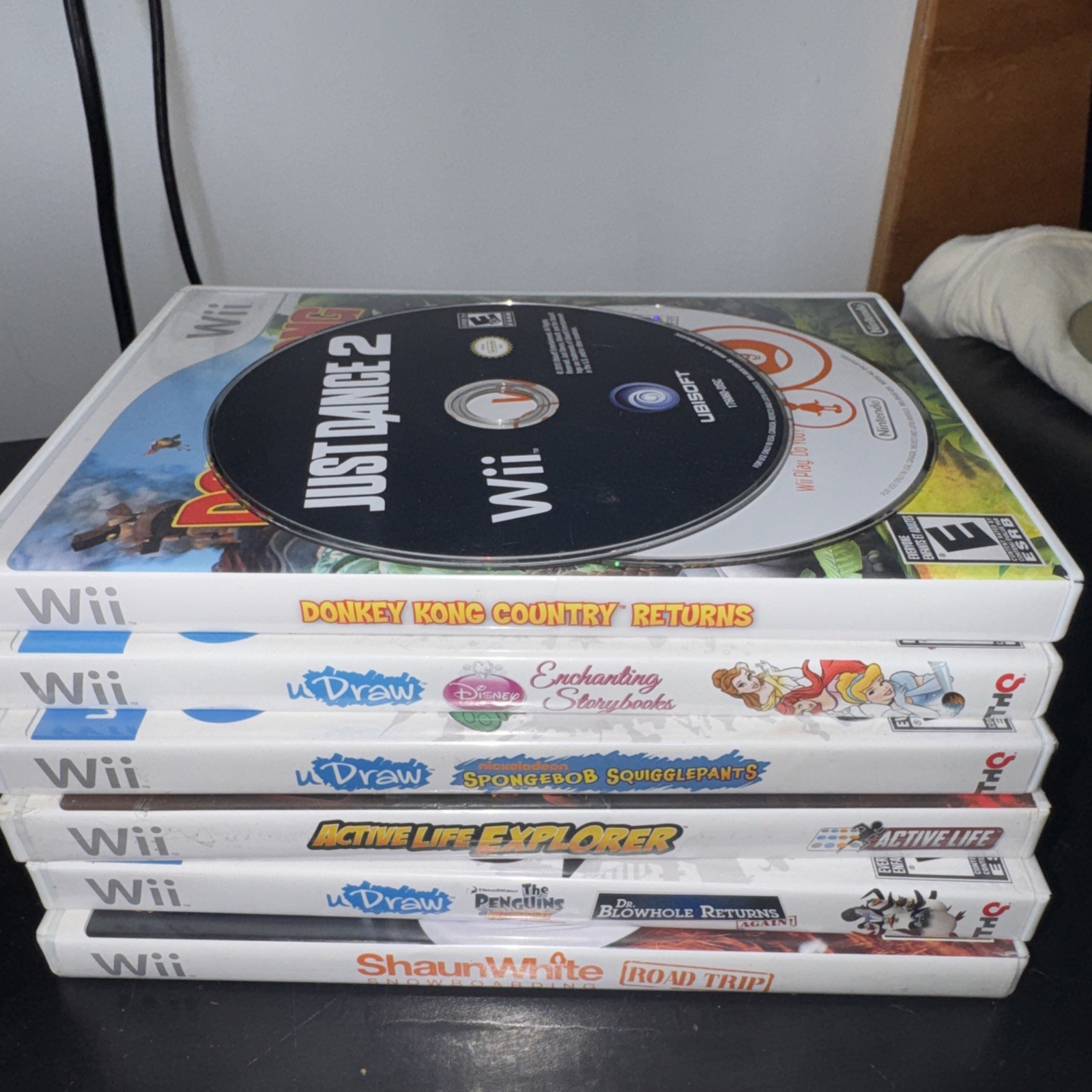 Lot of 8 Boot Tested Lot Nintendo Wii Video Games Donkey Kong Udraw Active Life