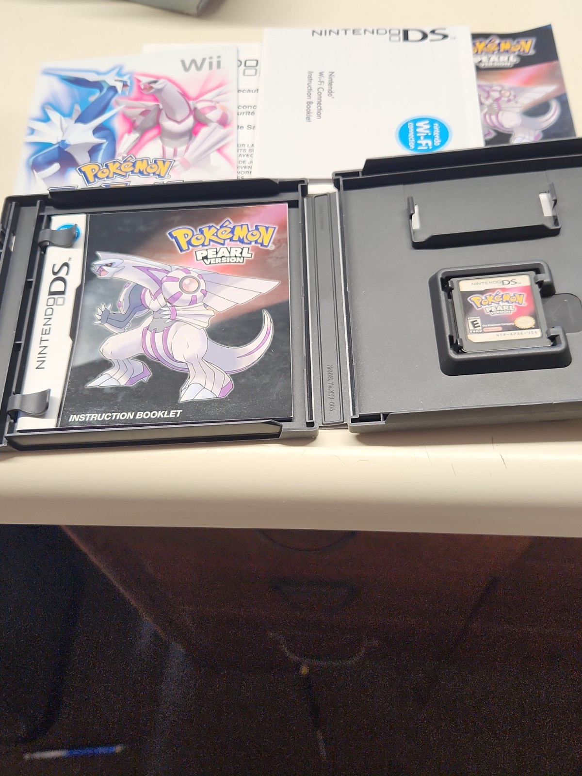 Pokémon Pearl Version Nintendo DS Game 2007