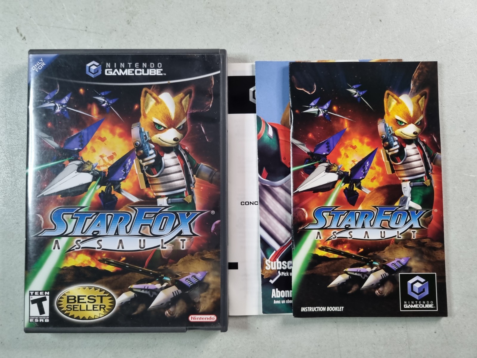 Star Fox: Assault (Nintendo GameCube, 2005) – Complete CIB w/ Manual Inserts