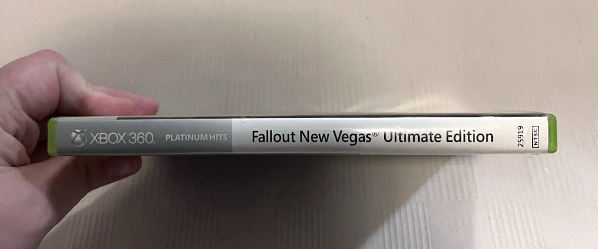 Microsoft Xbox 360 Fallout New Vegas Ultimate Edition w/ Manual Tested