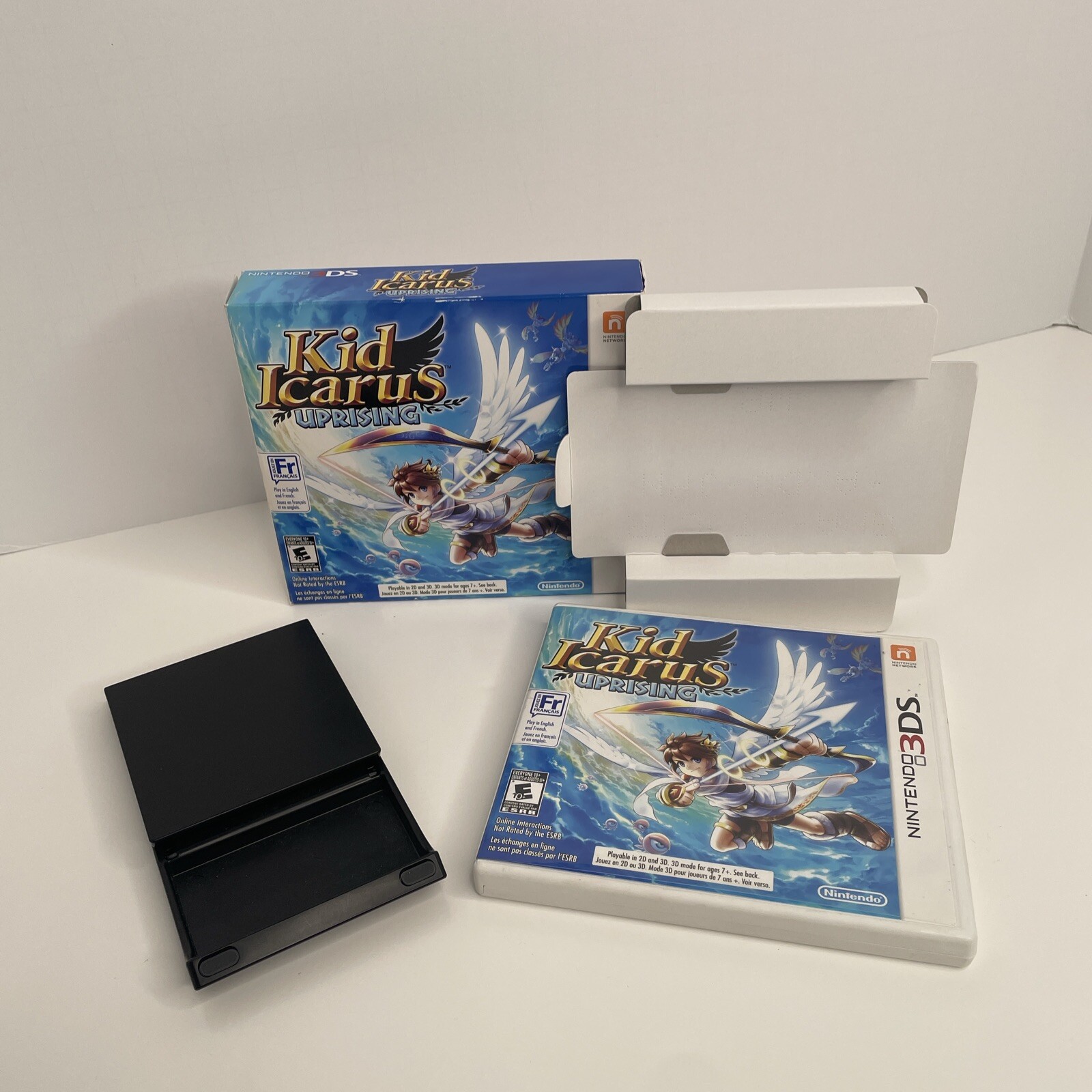 Kid Icarus: Uprising (Nintendo 3DS, 2012) Big Box