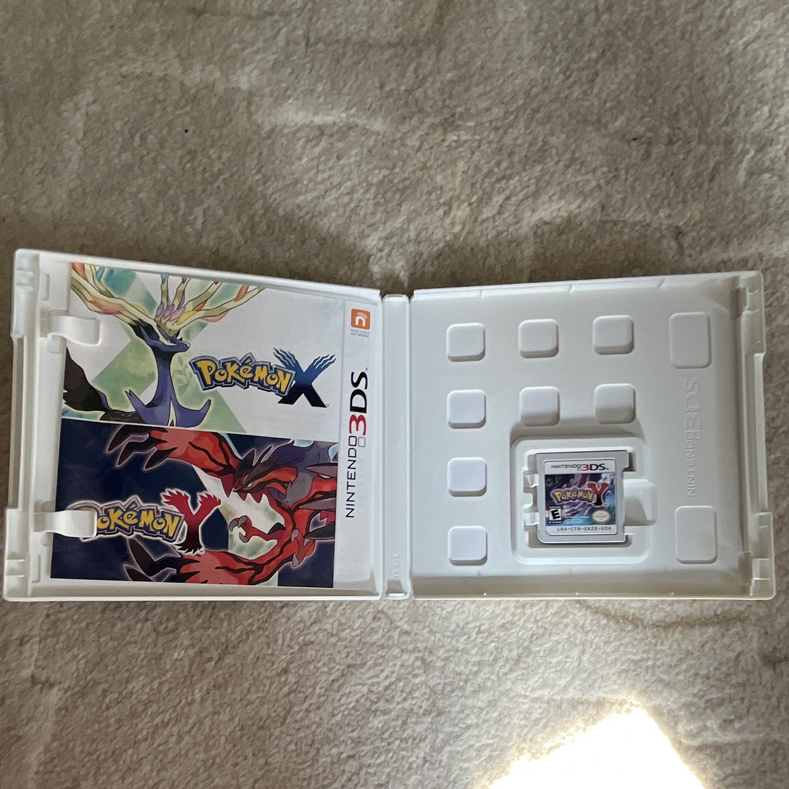 Nintendo Pokémon Y Nintendo 3DS E 2013 RPG NTSC-U/C Manual Included