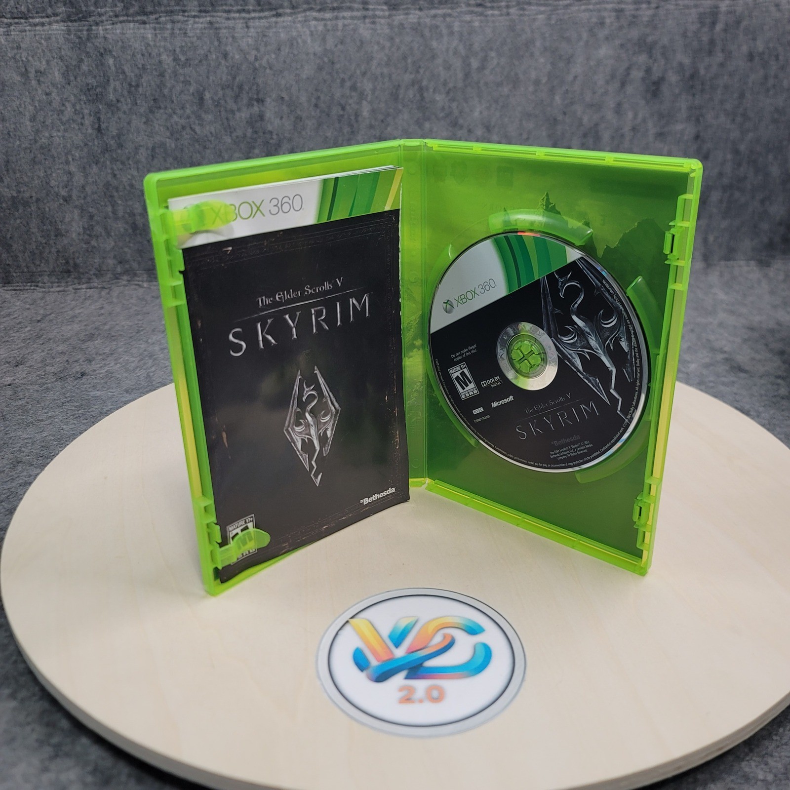 Xbox 360 The Elder Scrolls V Skyrim Standard Edition NTSC Physical Disc Case