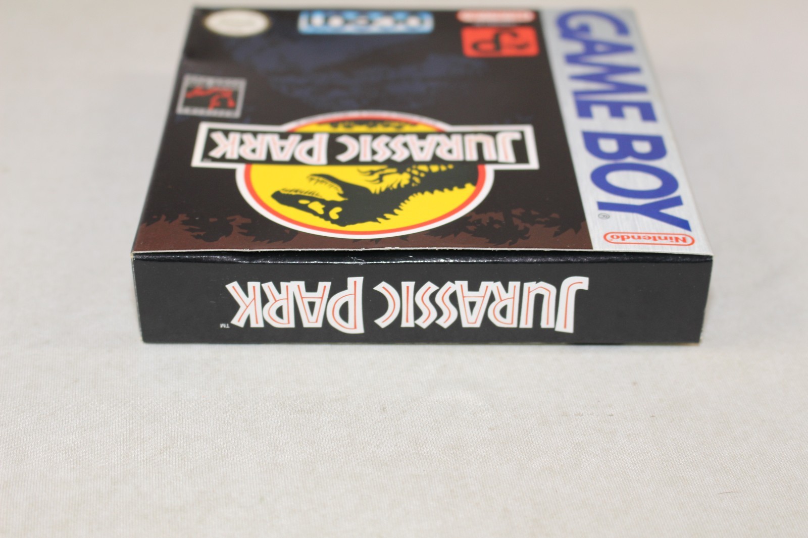 Jurassic Park Nintendo Game Boy Complete CIB NEAR MINT Condition w/ RARE POSTER!
